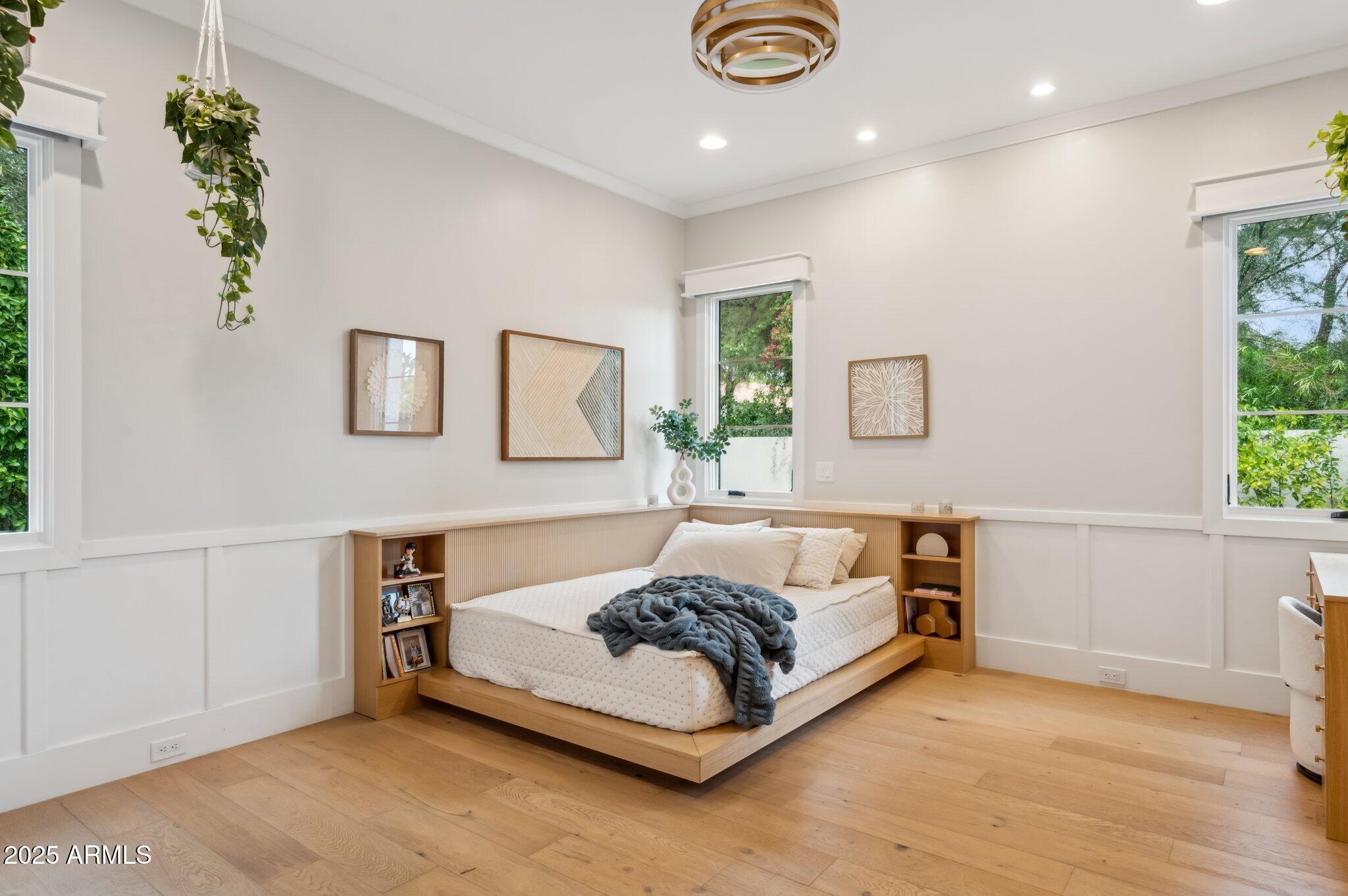 8624 E CAROL Way, Scottsdale