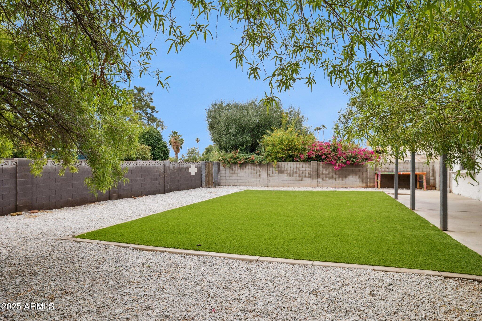 1713 W CORTEZ Circle, Chandler