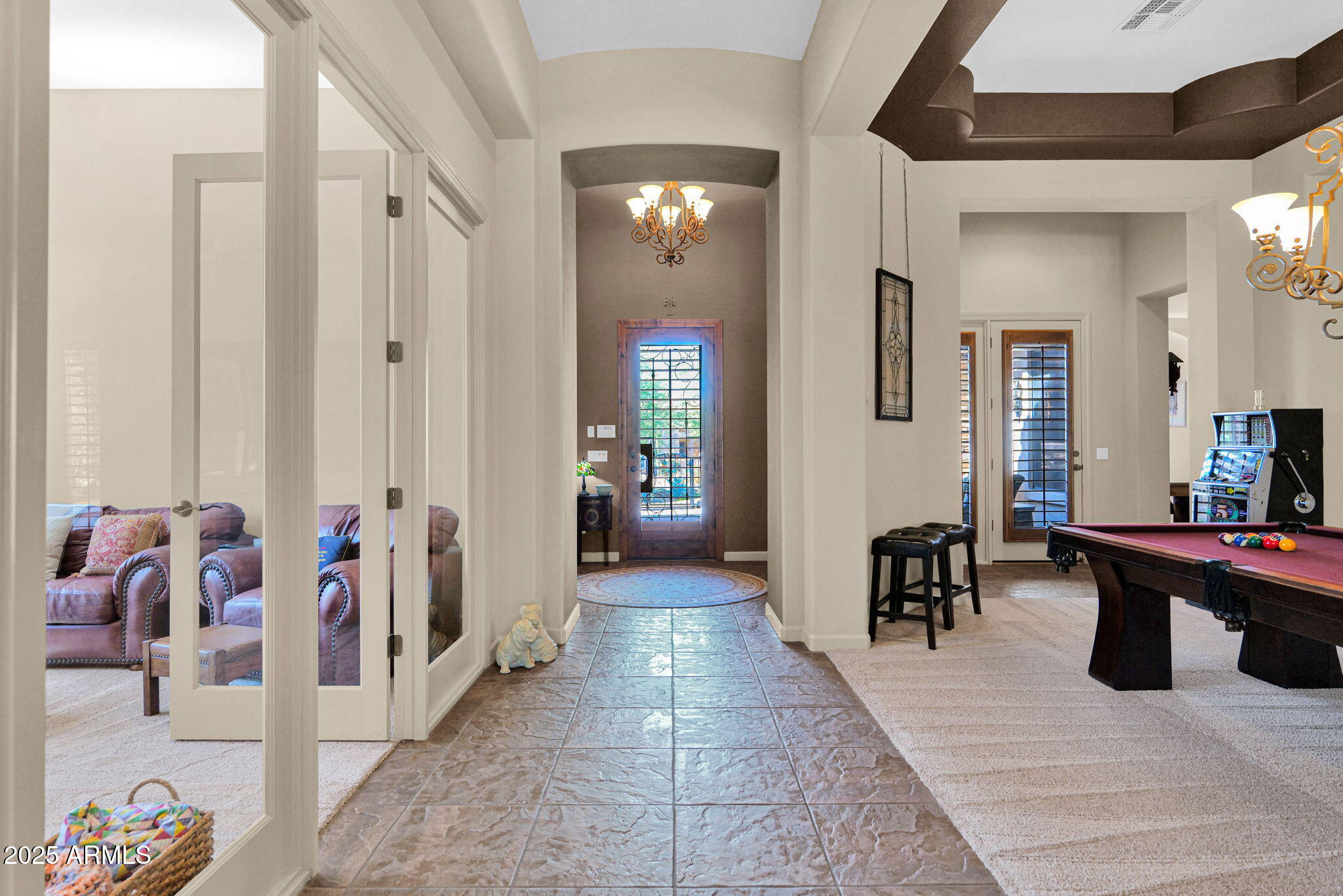 4207 N ARBOLES Circle