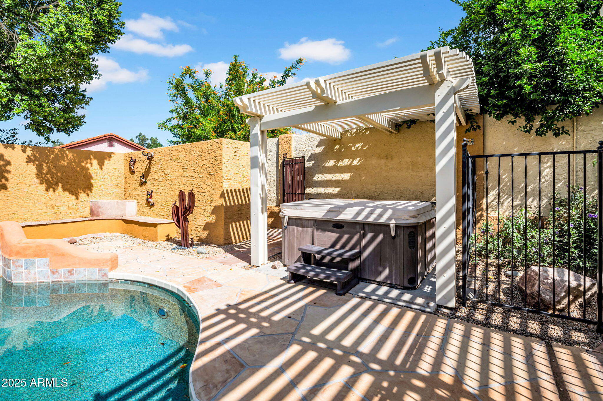 1840 E NICOLET Avenue, Phoenix