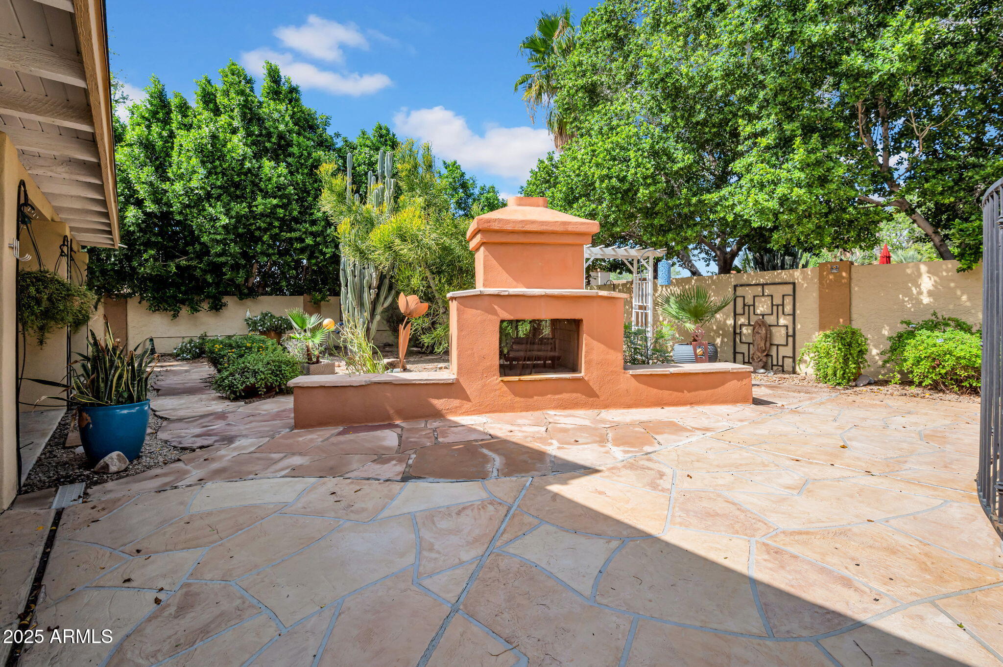 1840 E NICOLET Avenue, Phoenix