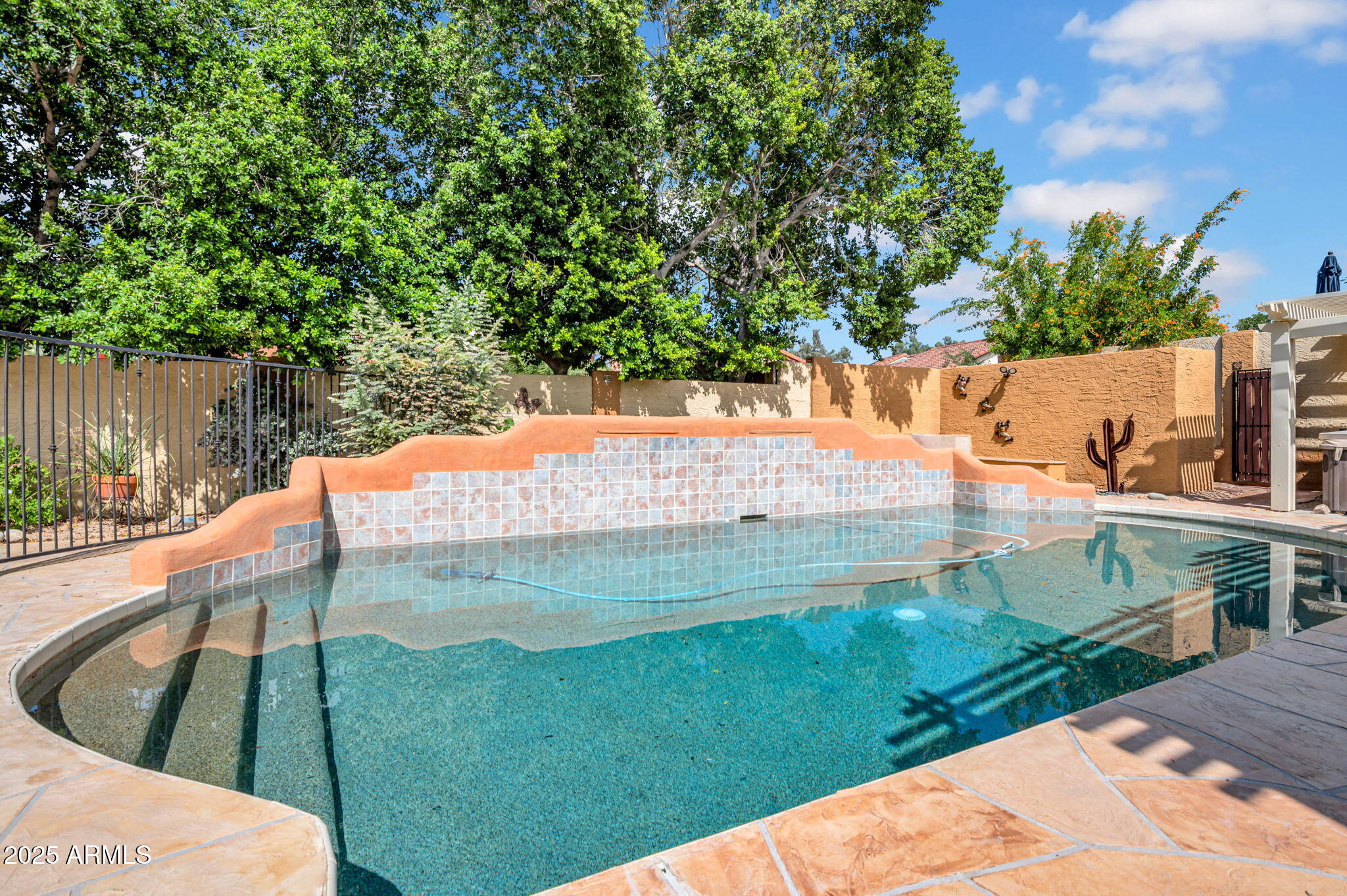 1840 E NICOLET Avenue, Phoenix