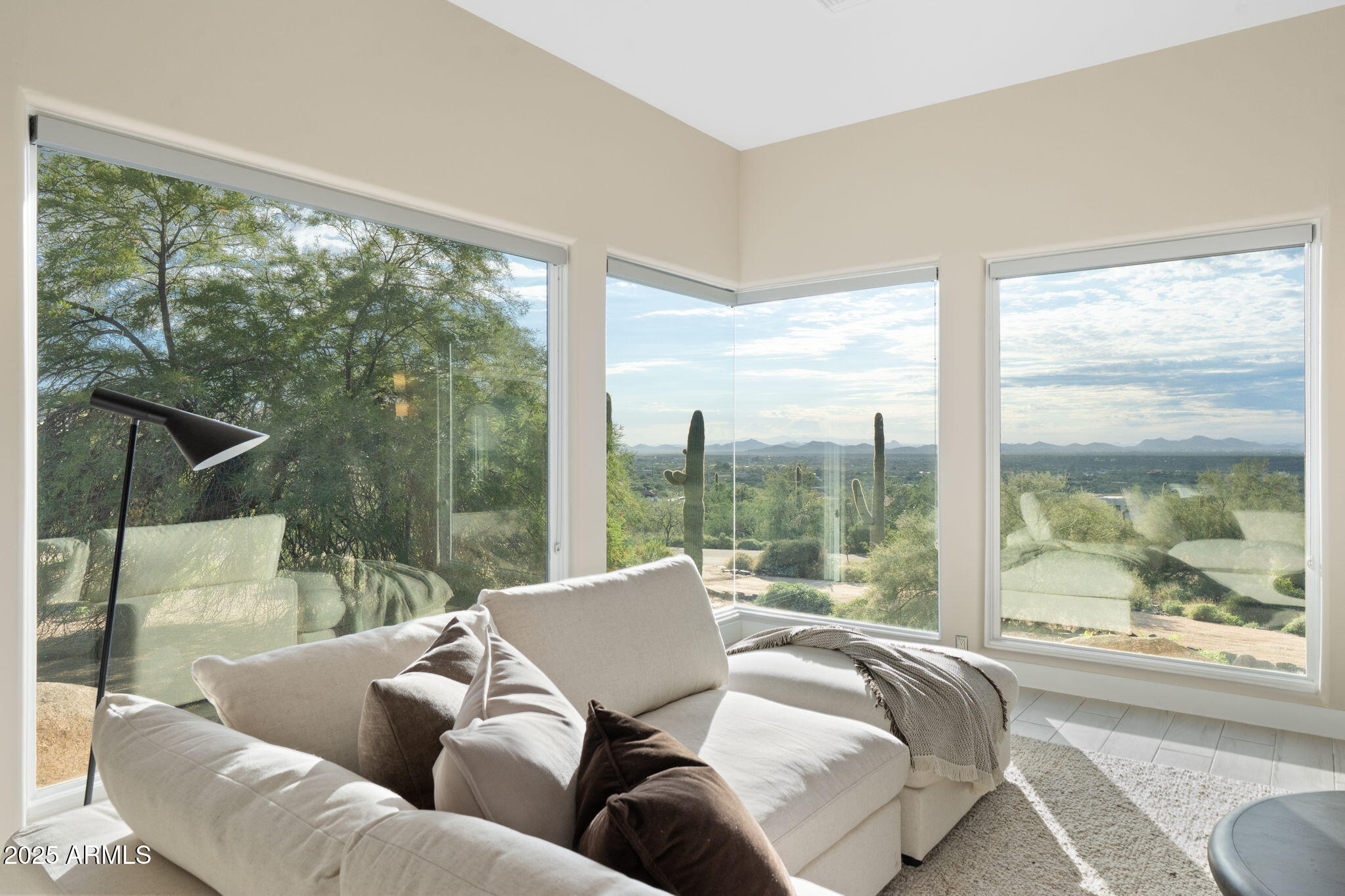 5950 E RESTIN Road, Cave Creek