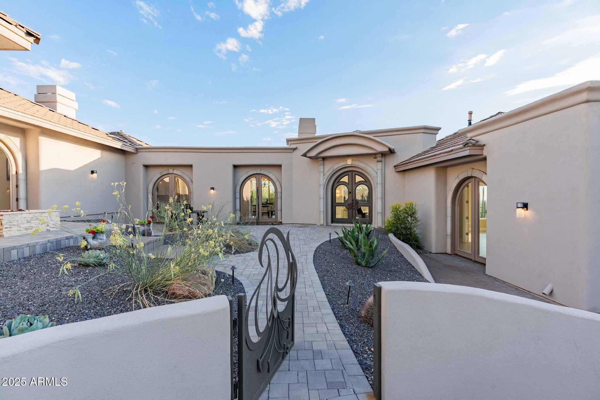5950 E RESTIN Road, Cave Creek