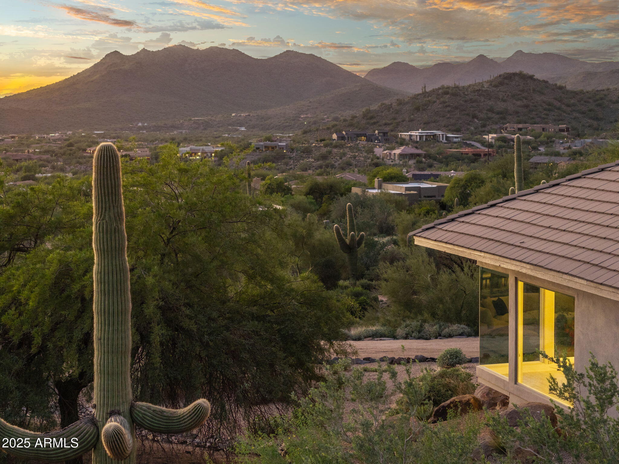 5950 E RESTIN Road, Cave Creek