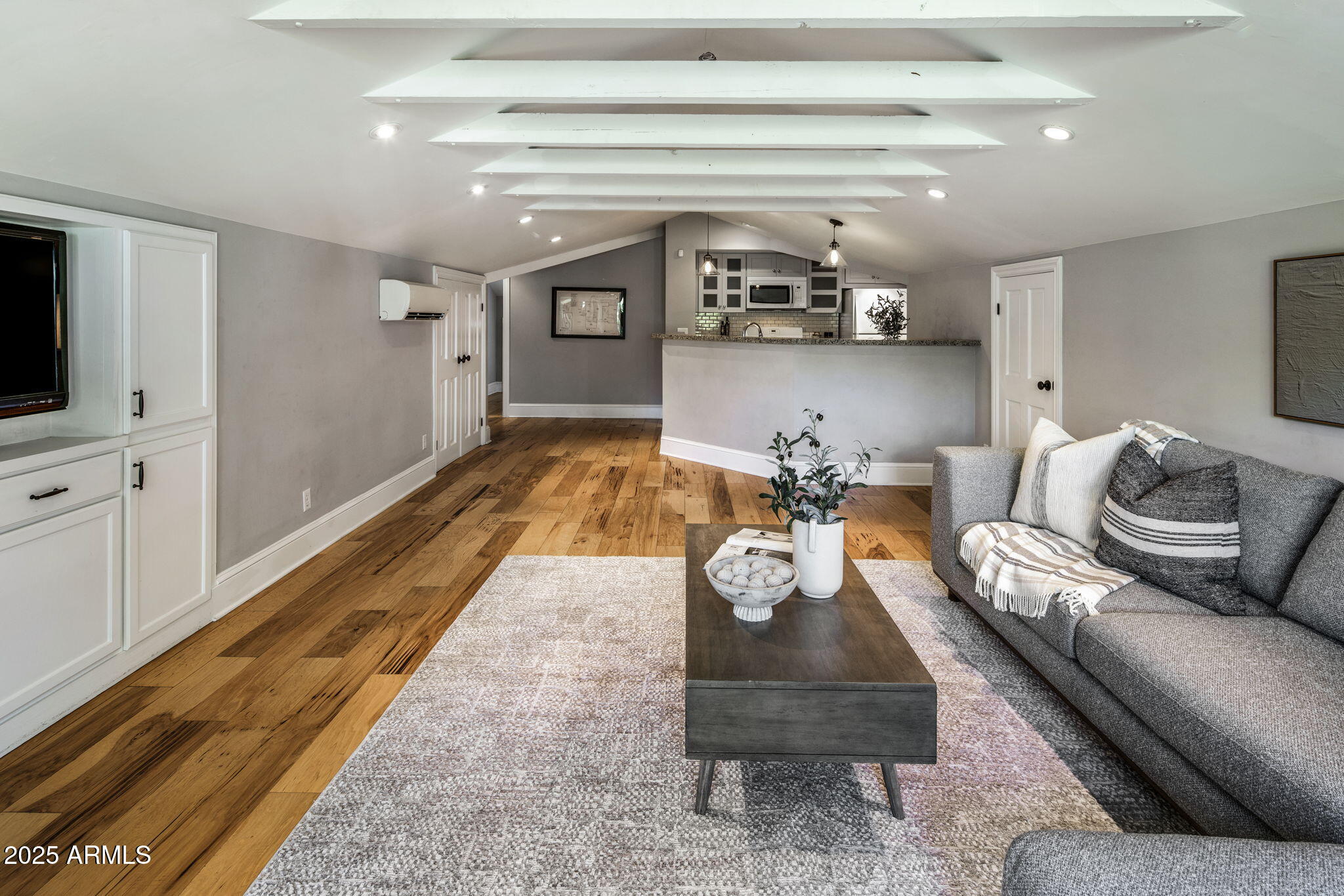 525 W Berridge Lane, Phoenix