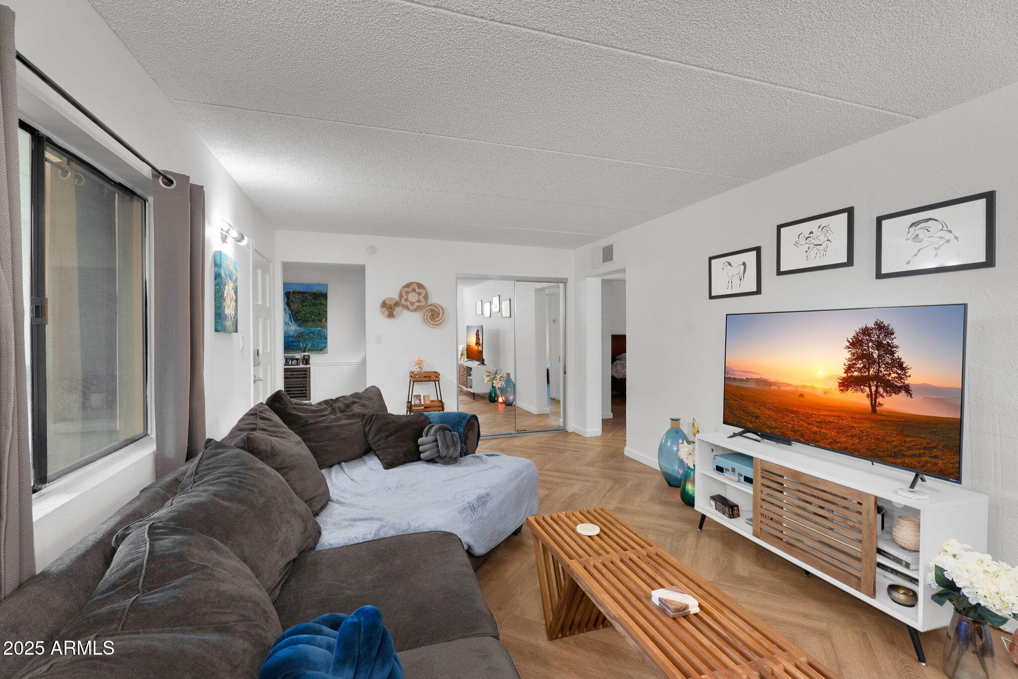 3030 E CLARENDON Avenue, 6, Phoenix Unit: 6