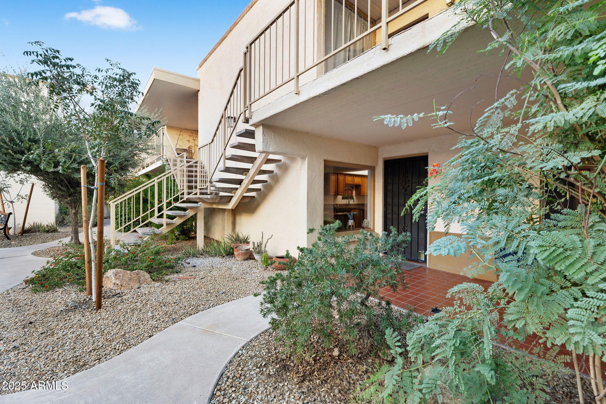 3030 E CLARENDON Avenue, 6, Phoenix Unit: 6