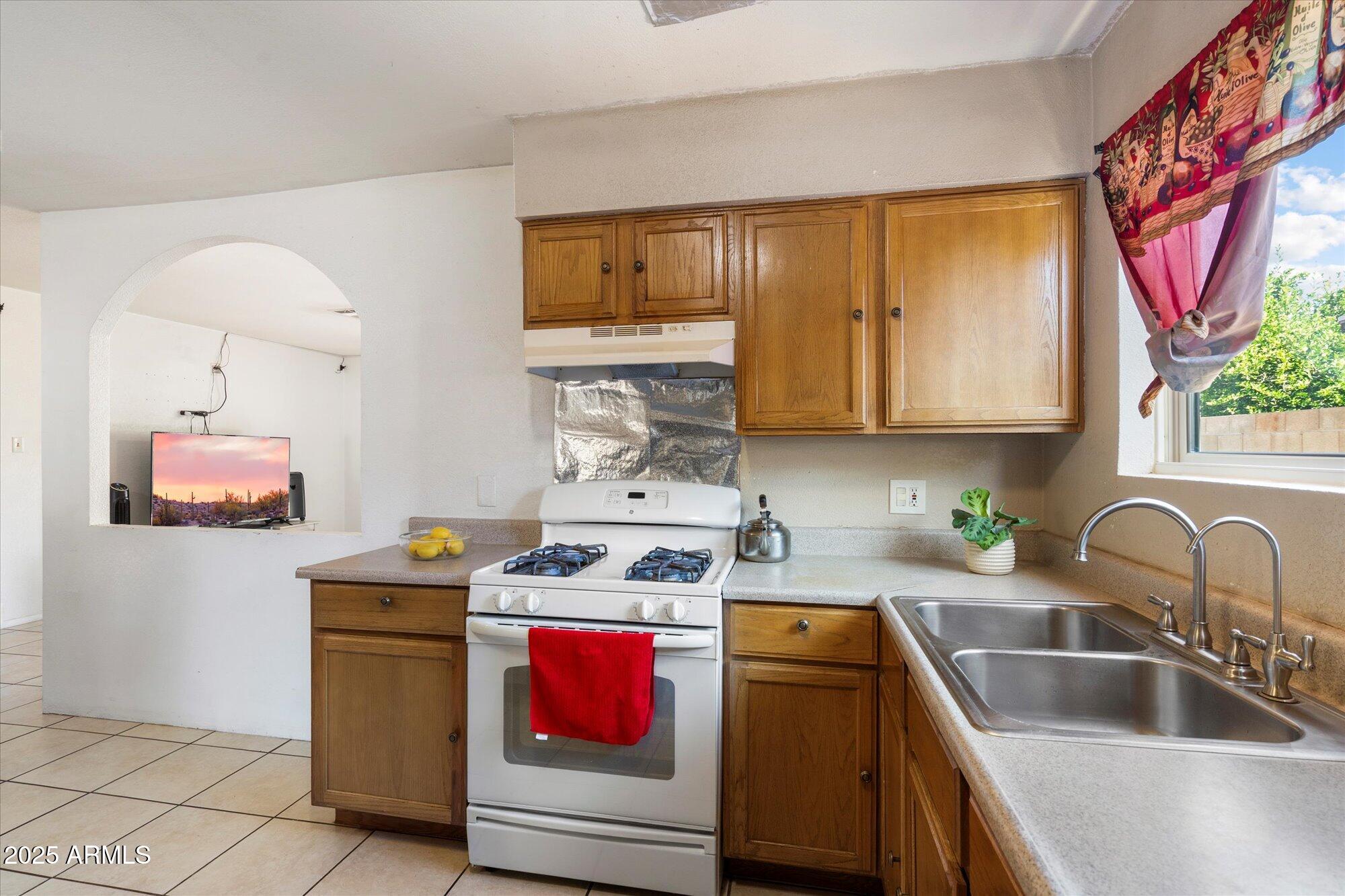 6148 W FLOWER Street, Phoenix