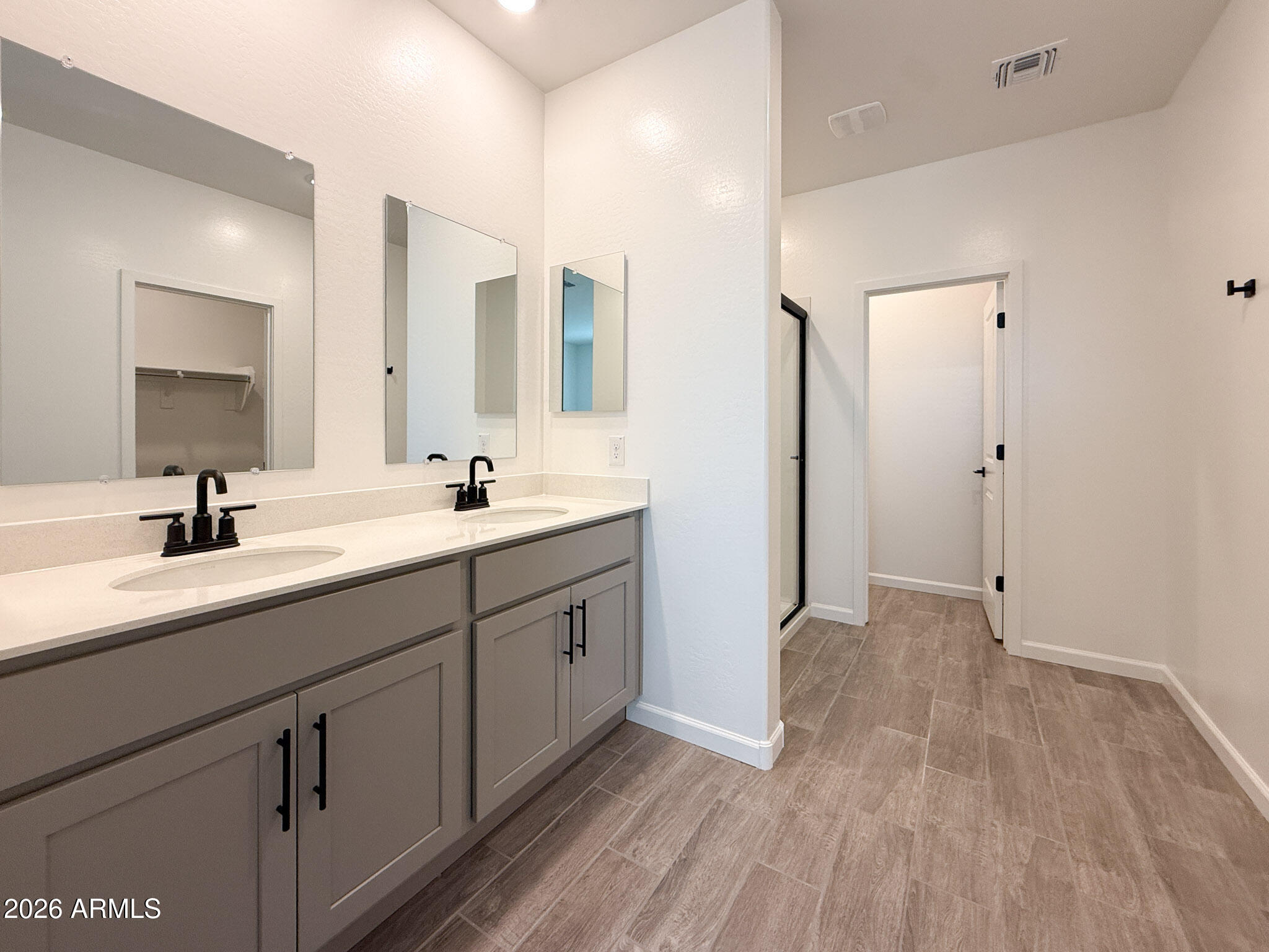 9541 W TAMARISK Avenue, Tolleson