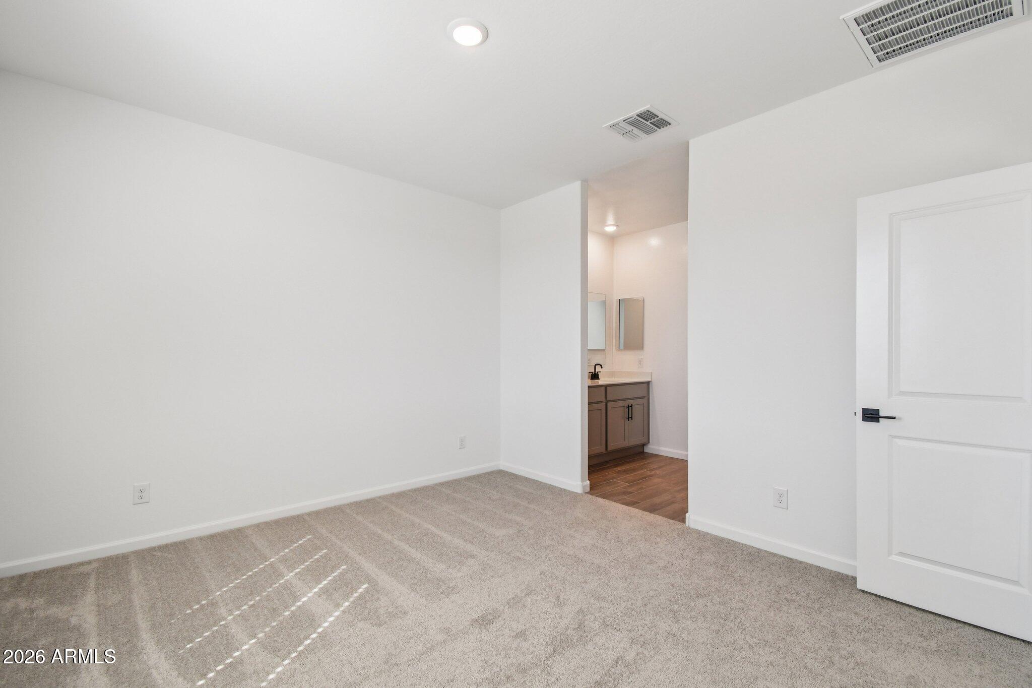 9541 W TAMARISK Avenue, Tolleson