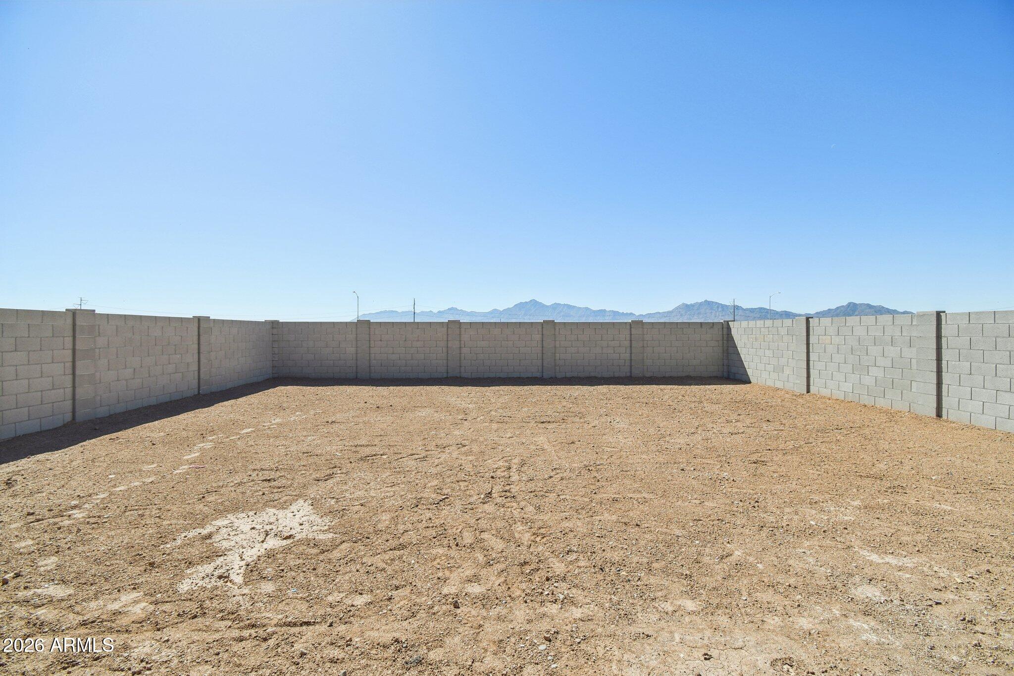 9541 W TAMARISK Avenue, Tolleson