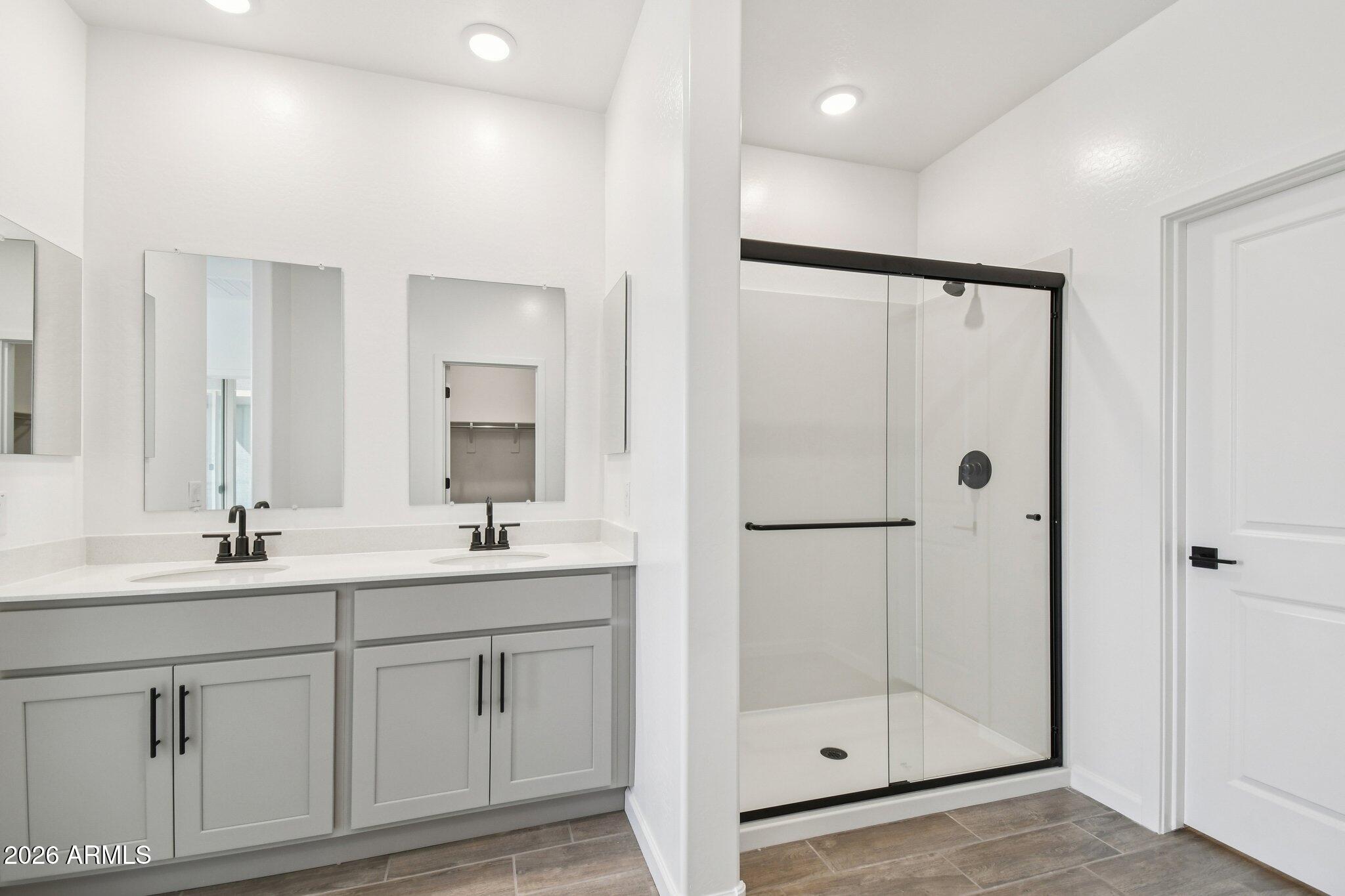 9541 W TAMARISK Avenue, Tolleson