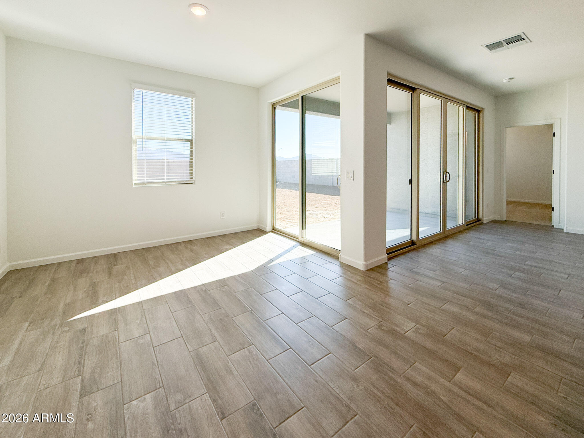 9541 W TAMARISK Avenue, Tolleson