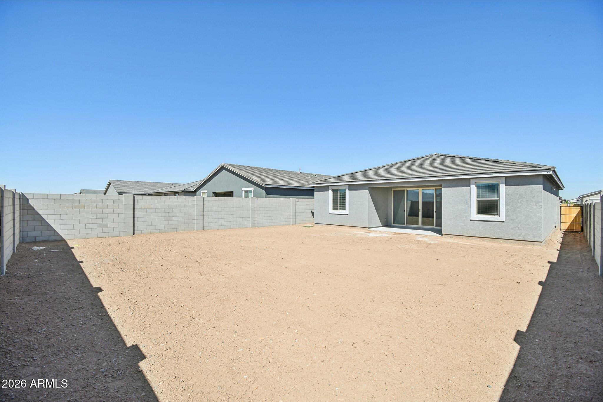 9541 W TAMARISK Avenue, Tolleson