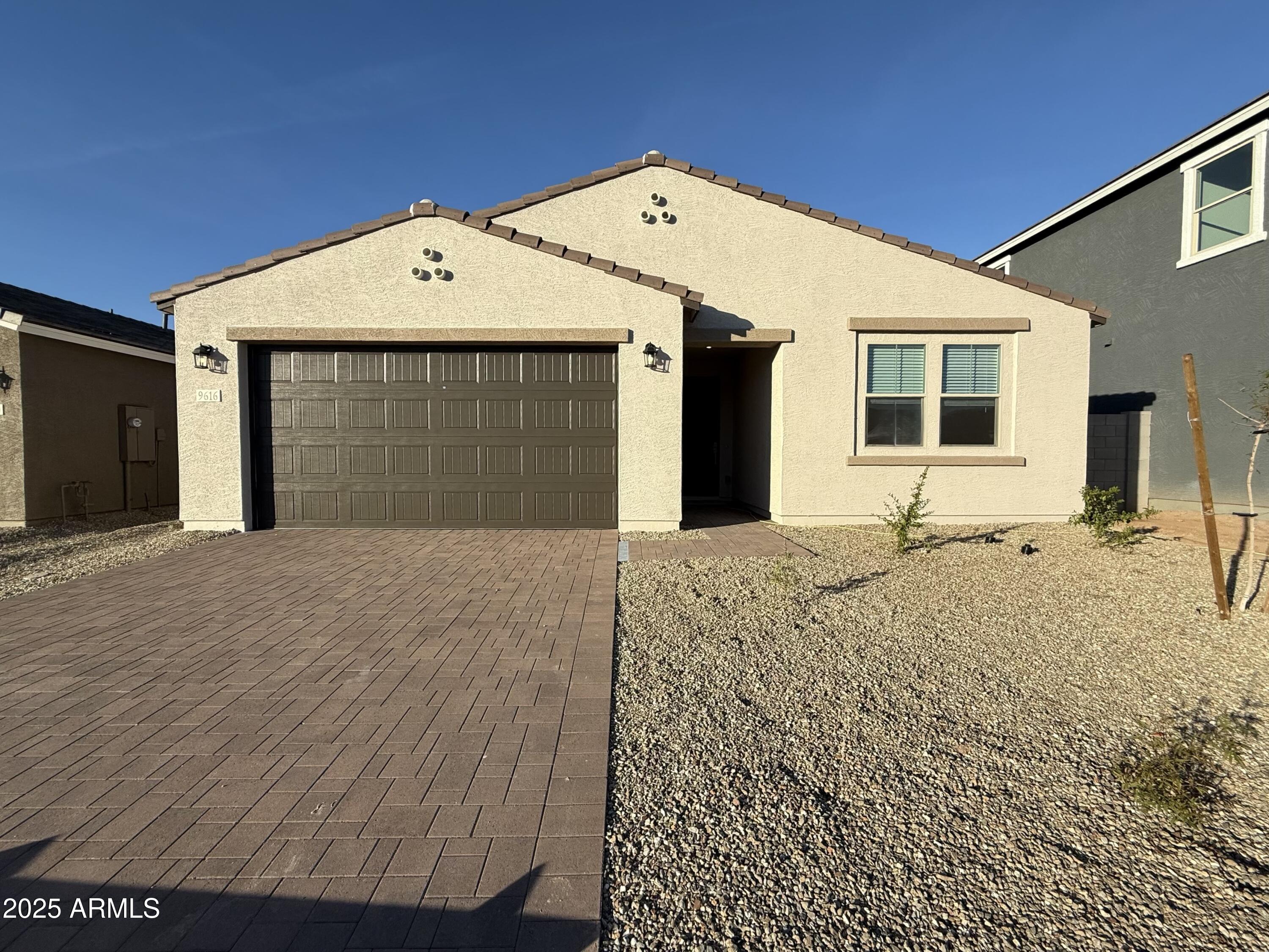 9616 W TAMARISK Avenue, Tolleson
