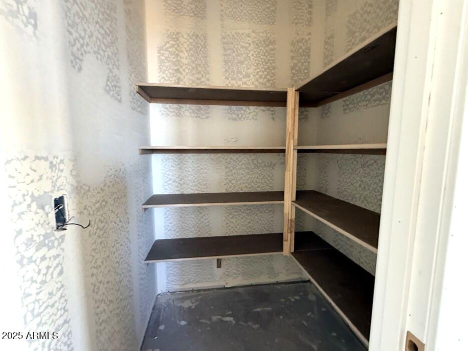 9616 W TAMARISK Avenue, Tolleson