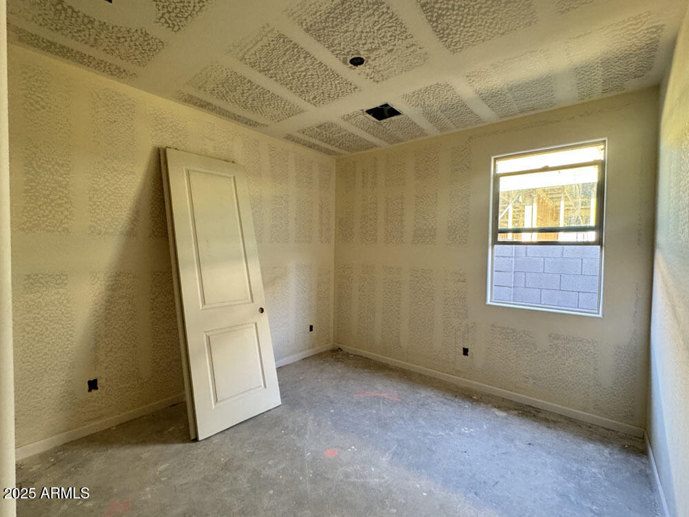 15728 W CAMDEN Avenue, Waddell