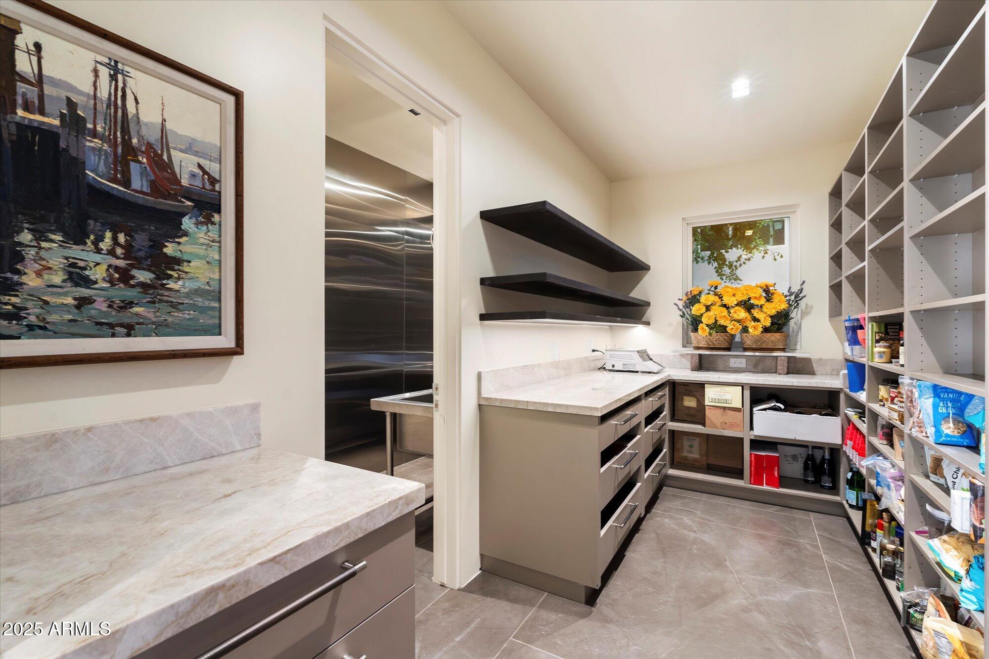 341 E MONTE VISTA Road, Phoenix