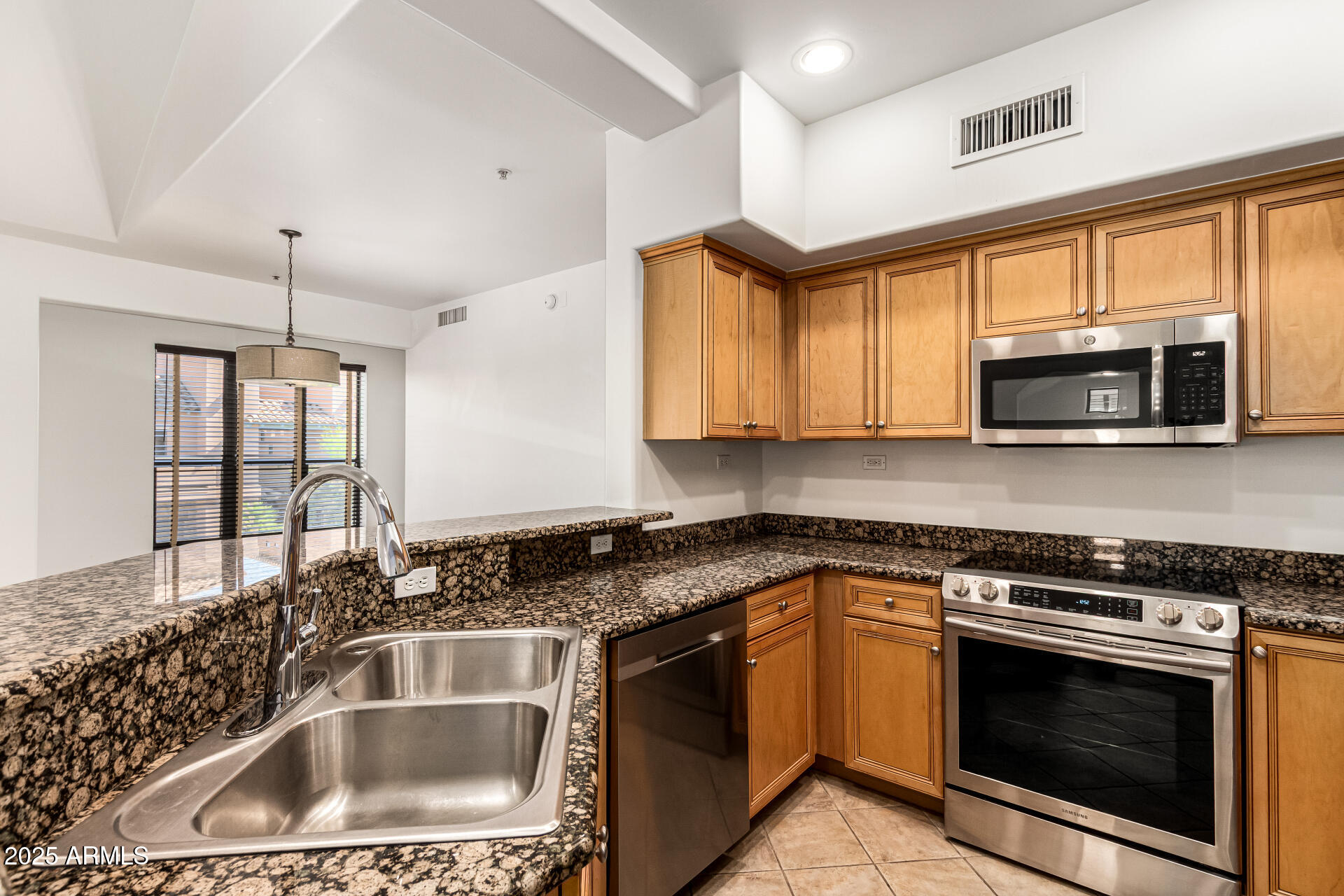 20660 N 40TH Street, 2120, Phoenix Unit: 2120