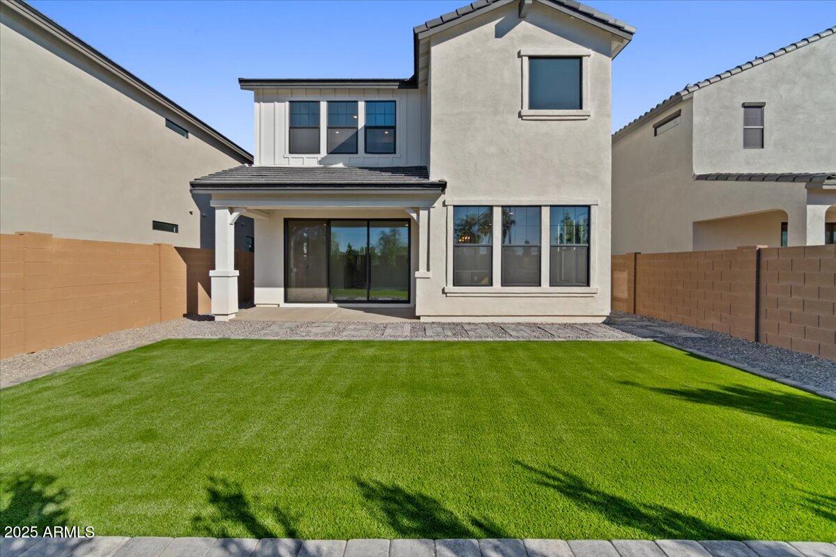 2431 W LOS ARBOLES Place, Chandler