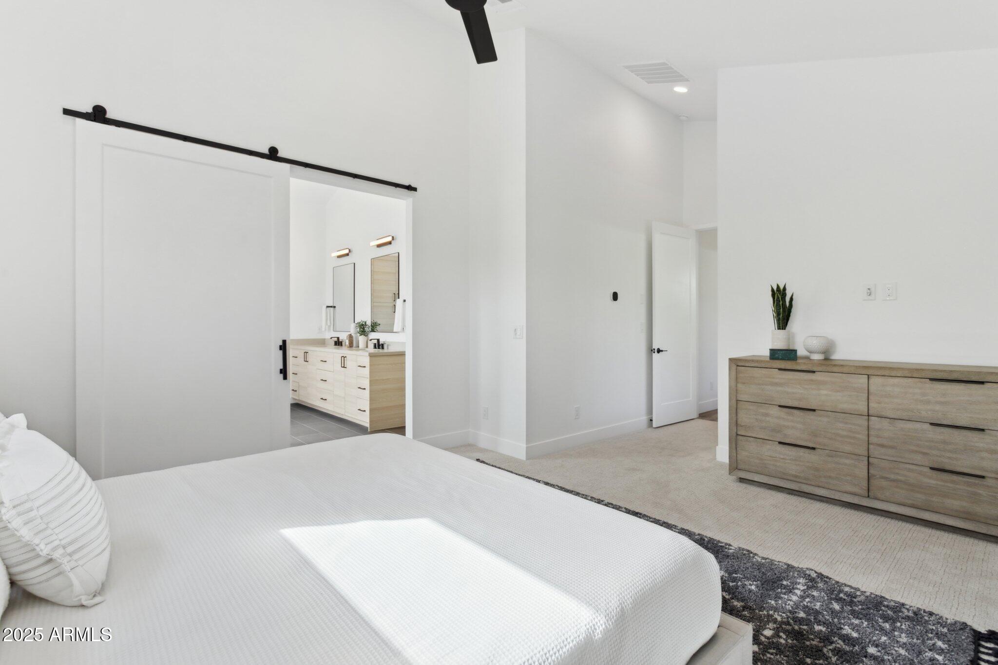 6329 N 10TH Drive, Phoenix