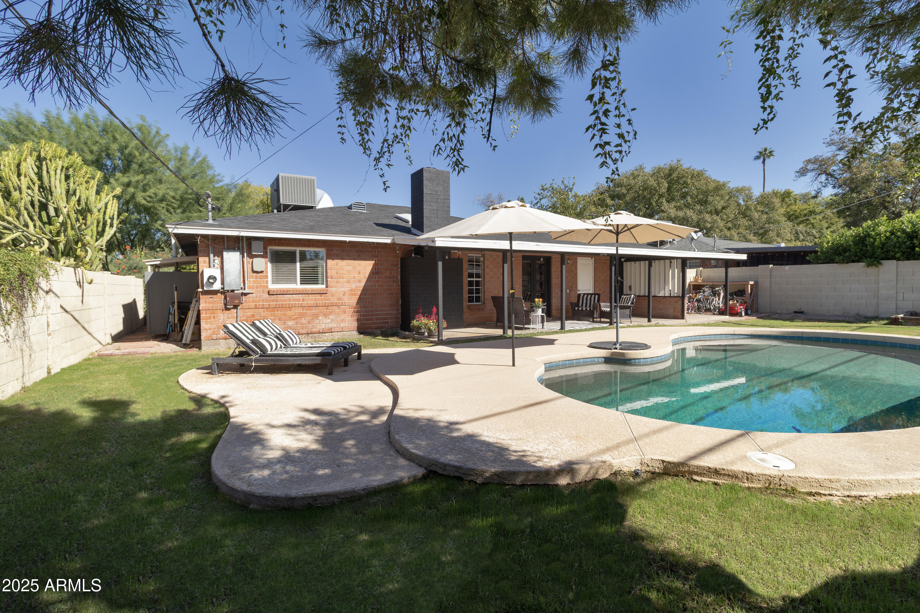 1903 E PALO VERDE Drive, Phoenix