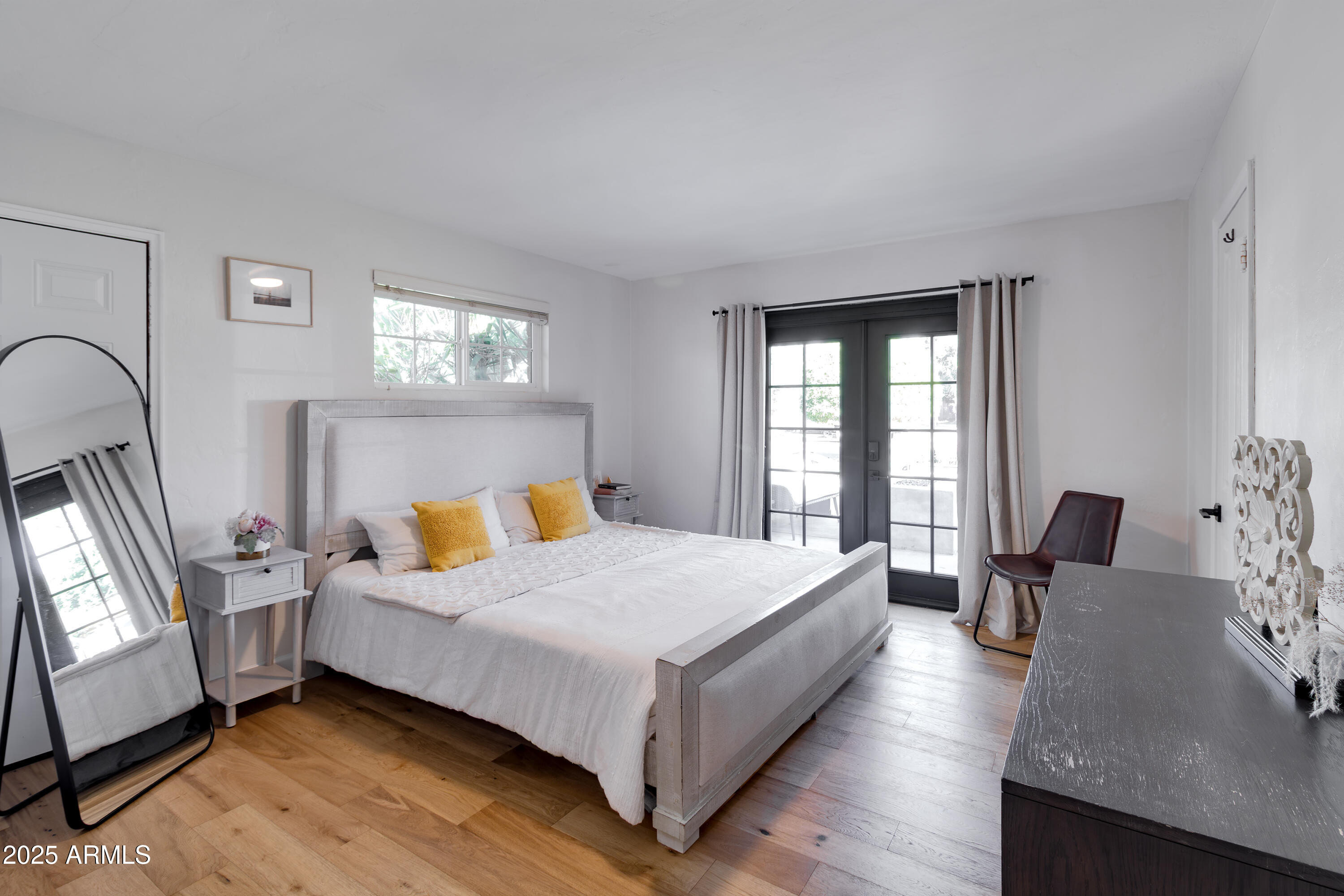 1903 E PALO VERDE Drive, Phoenix