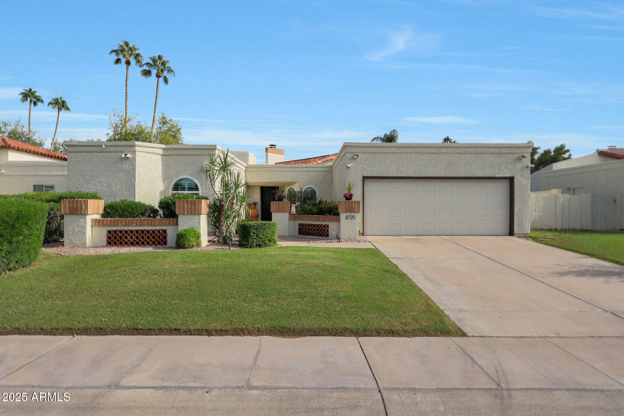 8725 E SAN MARINO Drive, Scottsdale