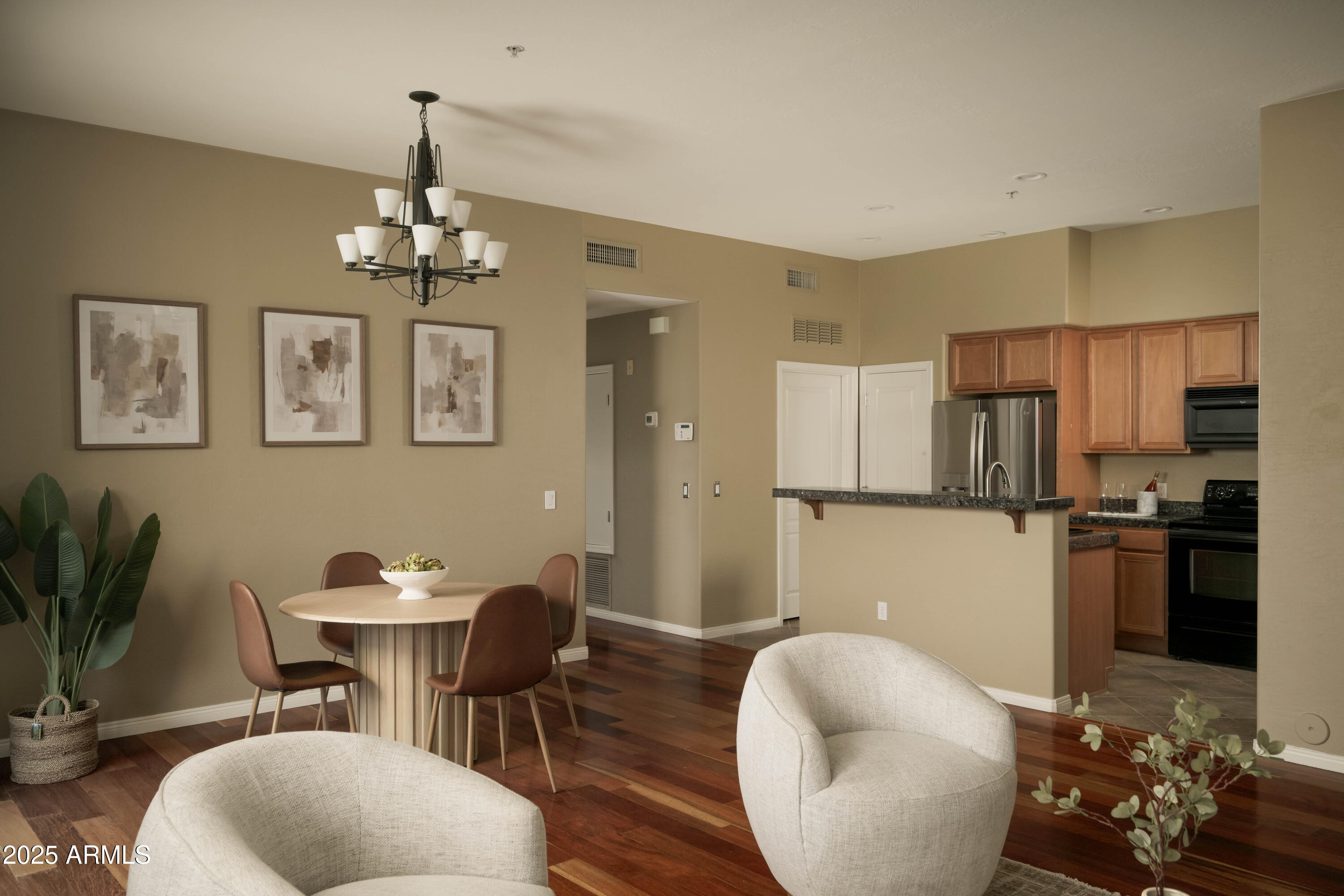 2989 N 44TH Street, 2007, Phoenix Unit: 2007