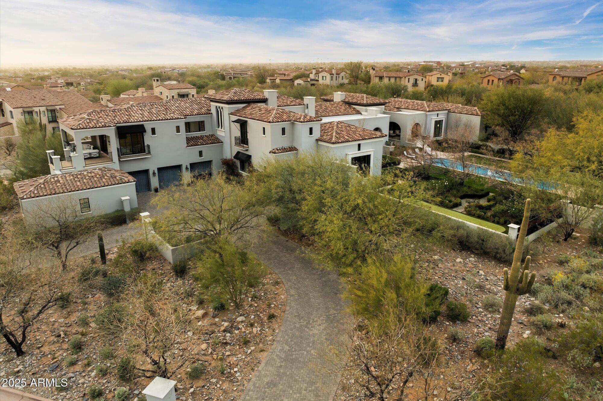 10244 E HUALAPAI Drive