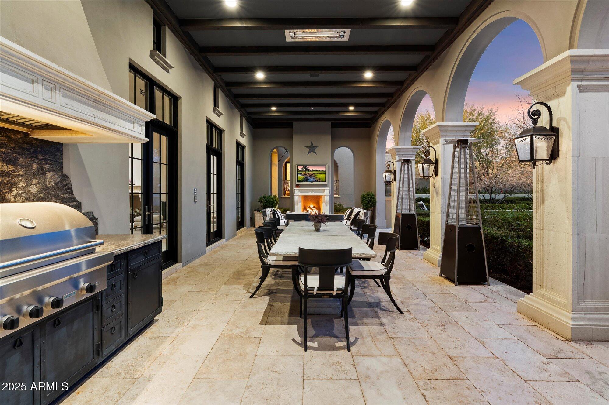 10244 E HUALAPAI Drive