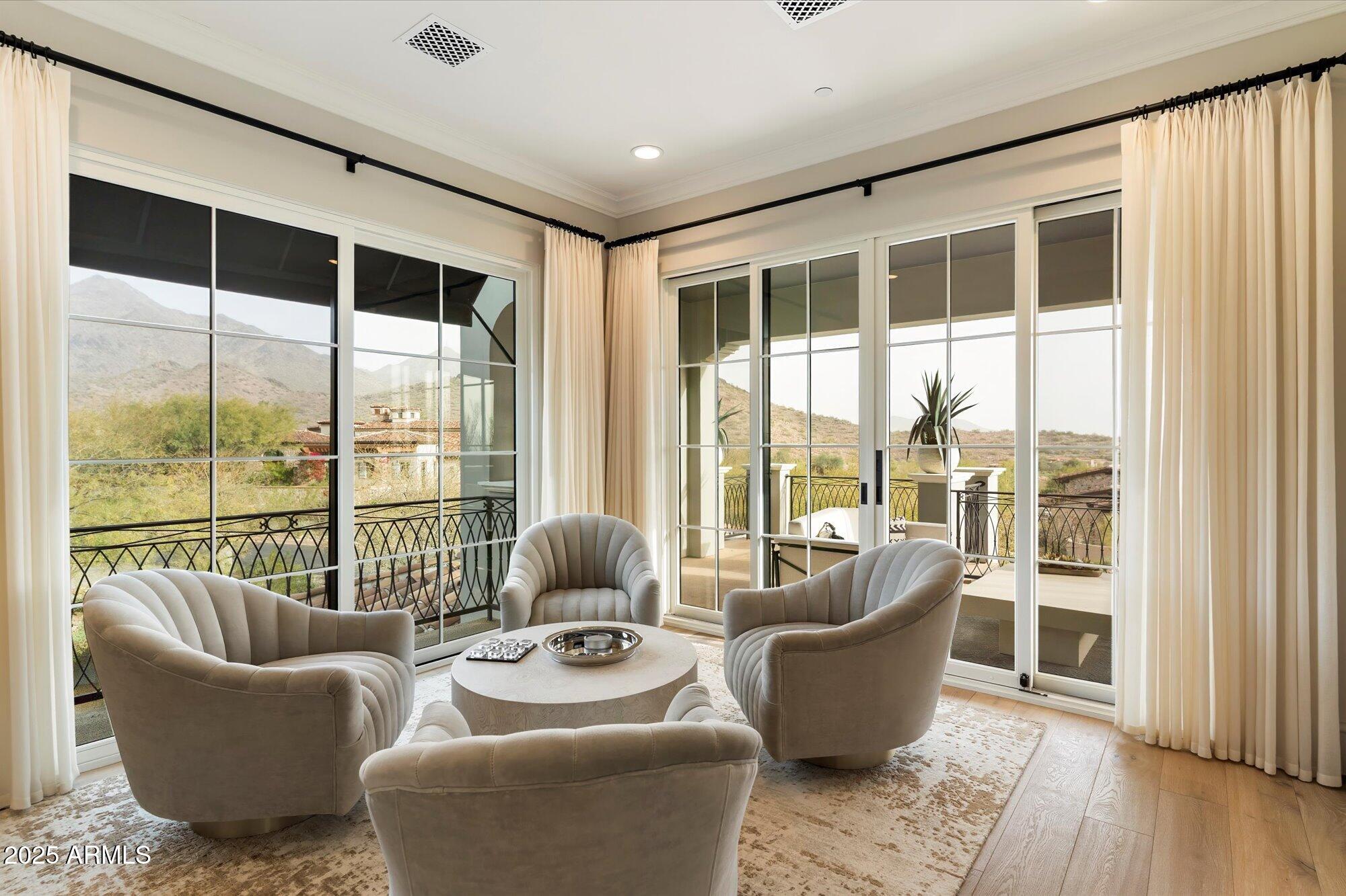 10244 E HUALAPAI Drive