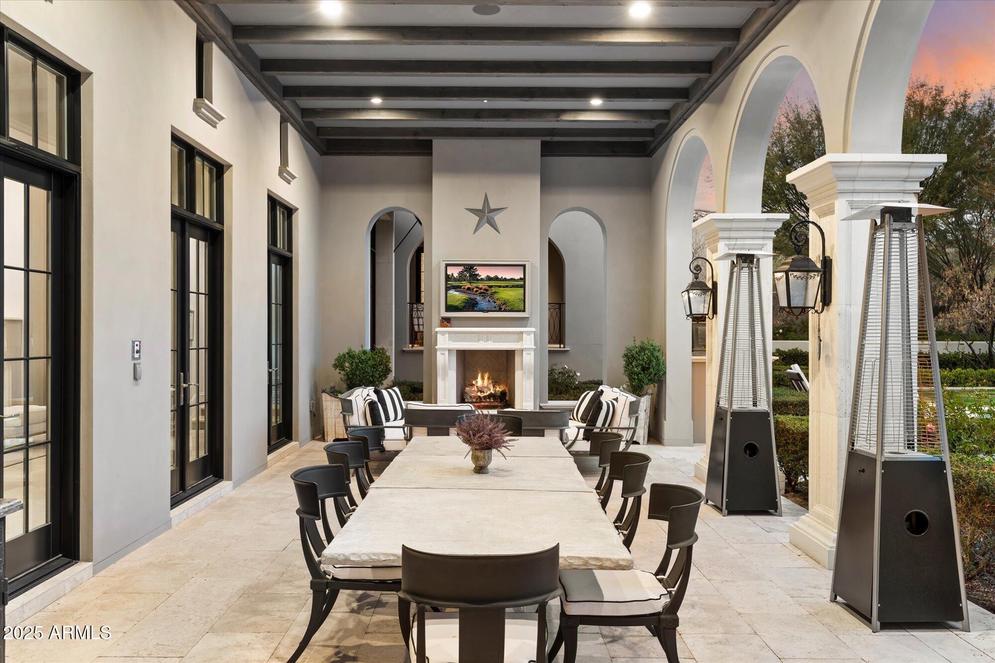 10244 E HUALAPAI Drive