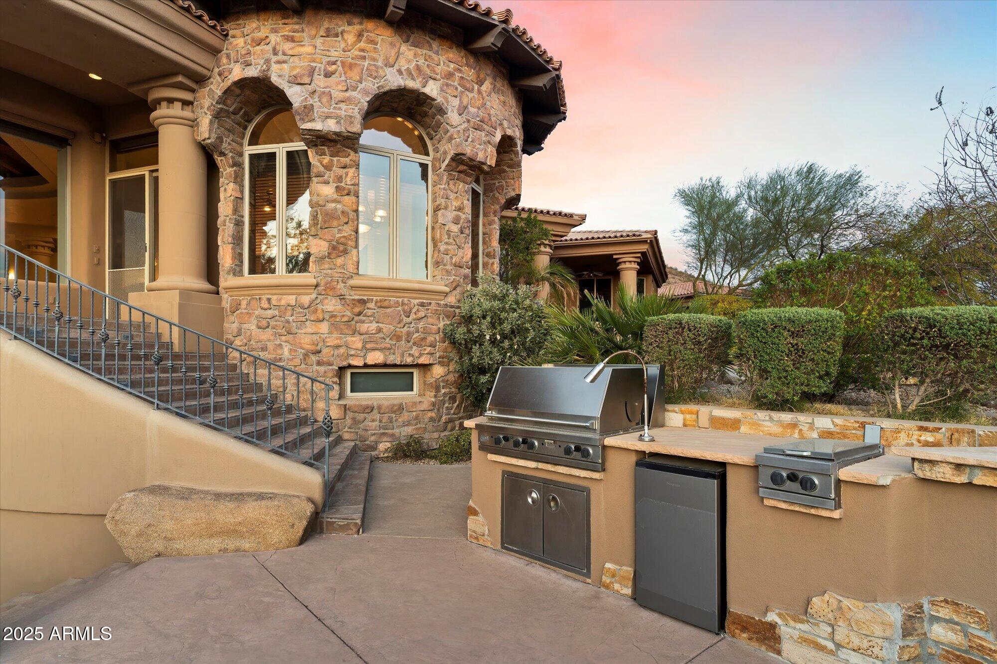 11988 E LARKSPUR Drive