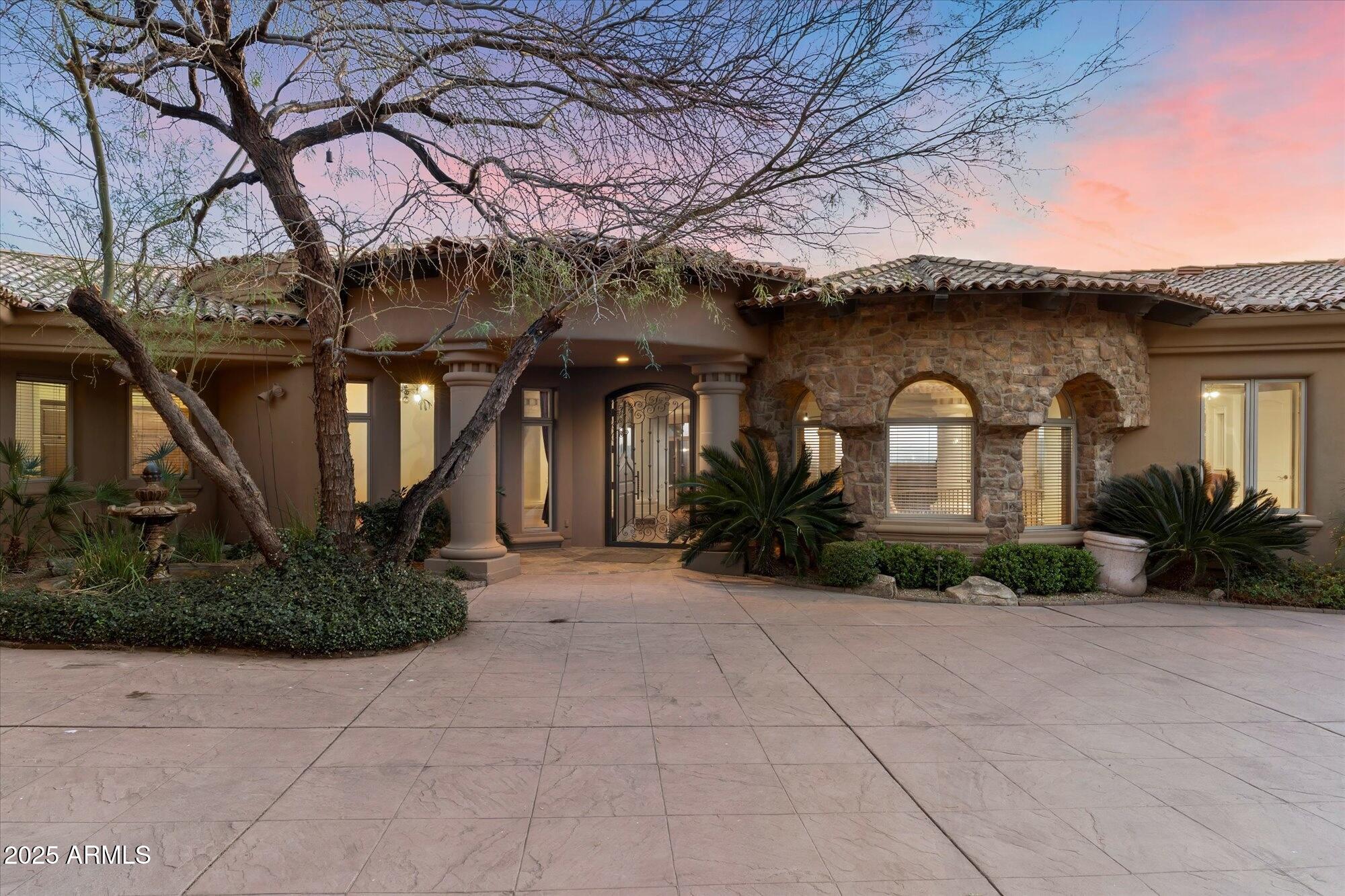 11988 E LARKSPUR Drive