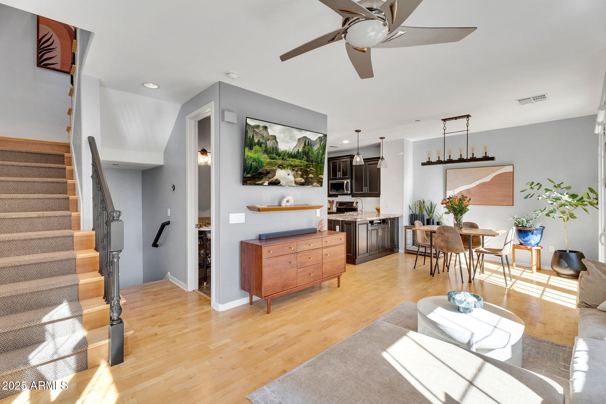 2446 E ROMA Avenue, Phoenix