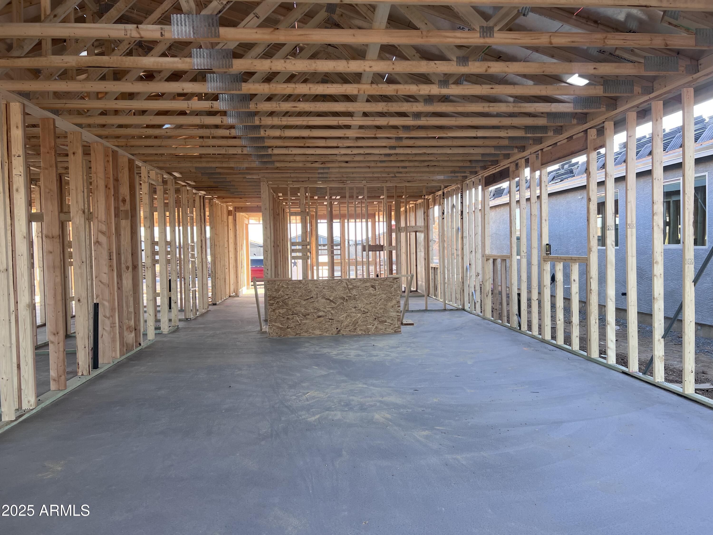 15716 W CAMDEN Avenue, Waddell