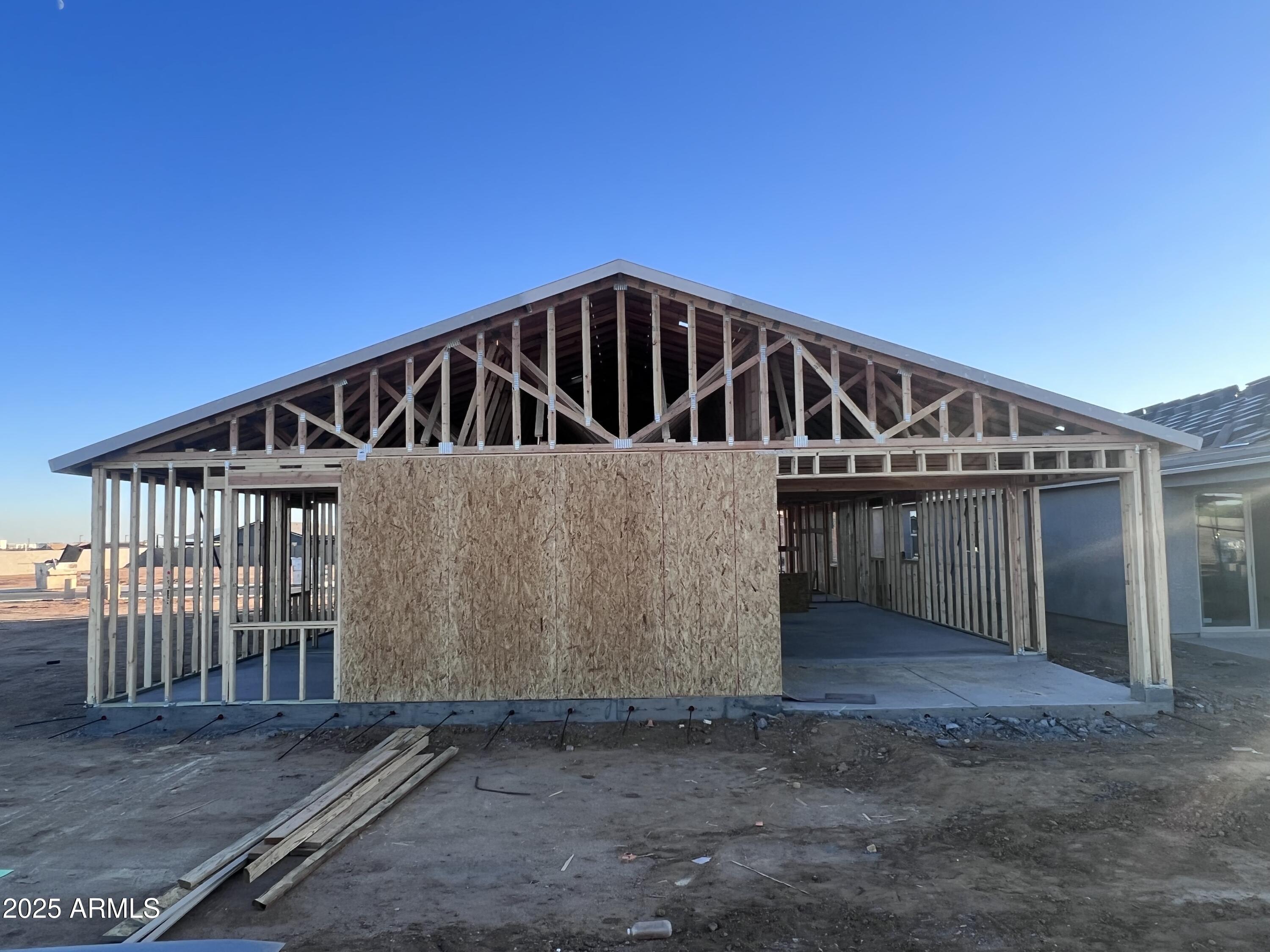 15716 W CAMDEN Avenue, Waddell