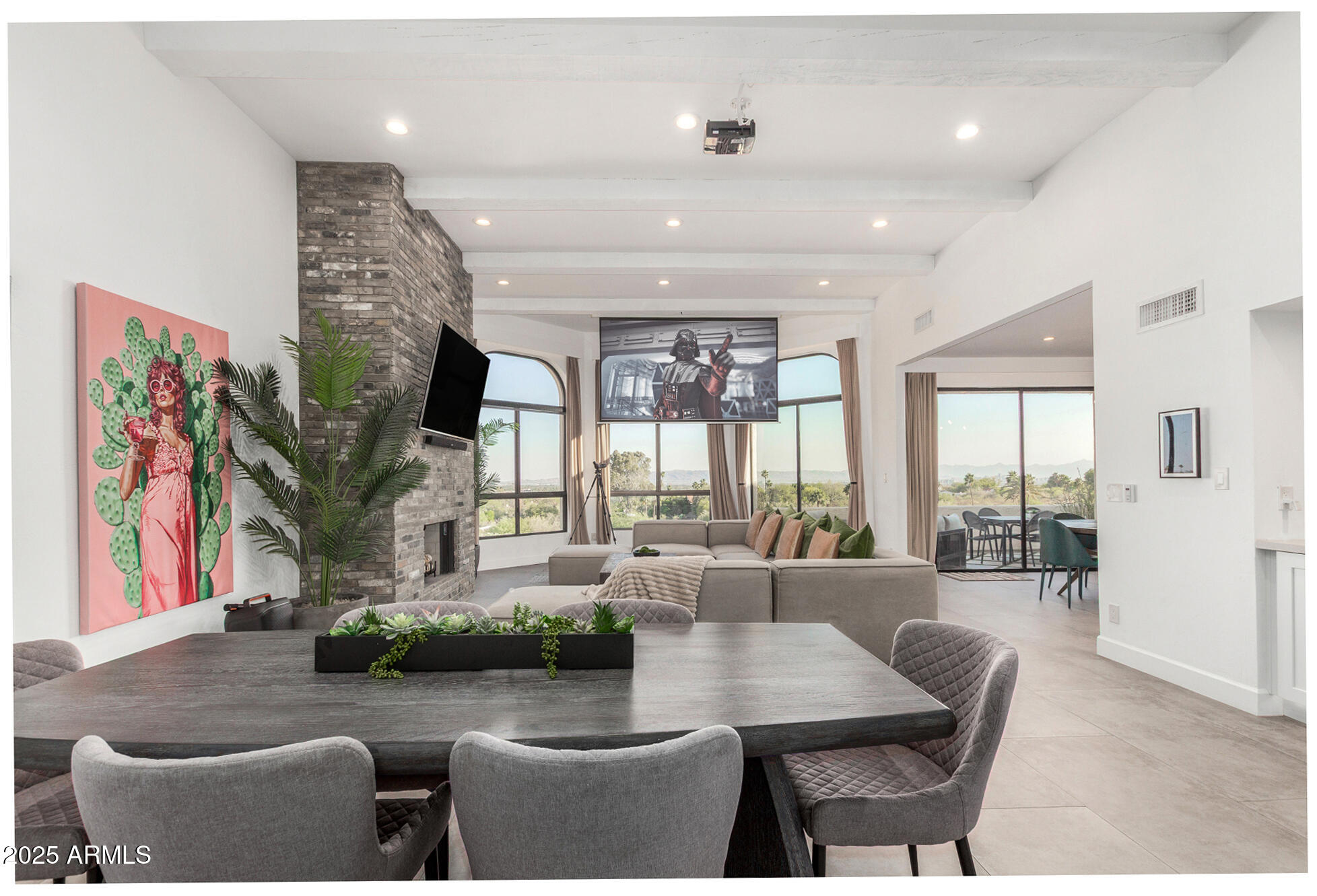 3800 E LINCOLN Drive, 23