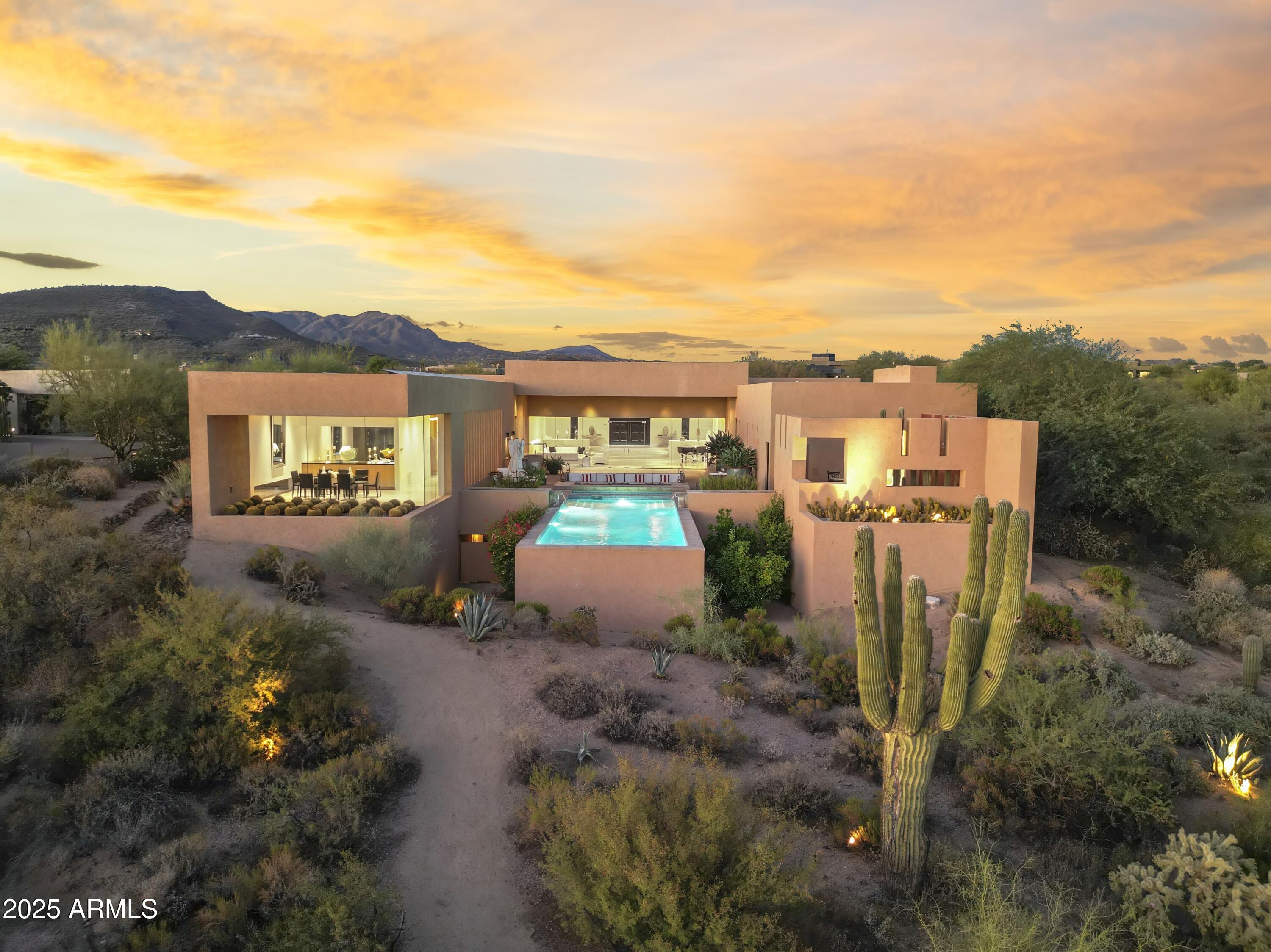 9191 E HAPPY HOLLOW Drive