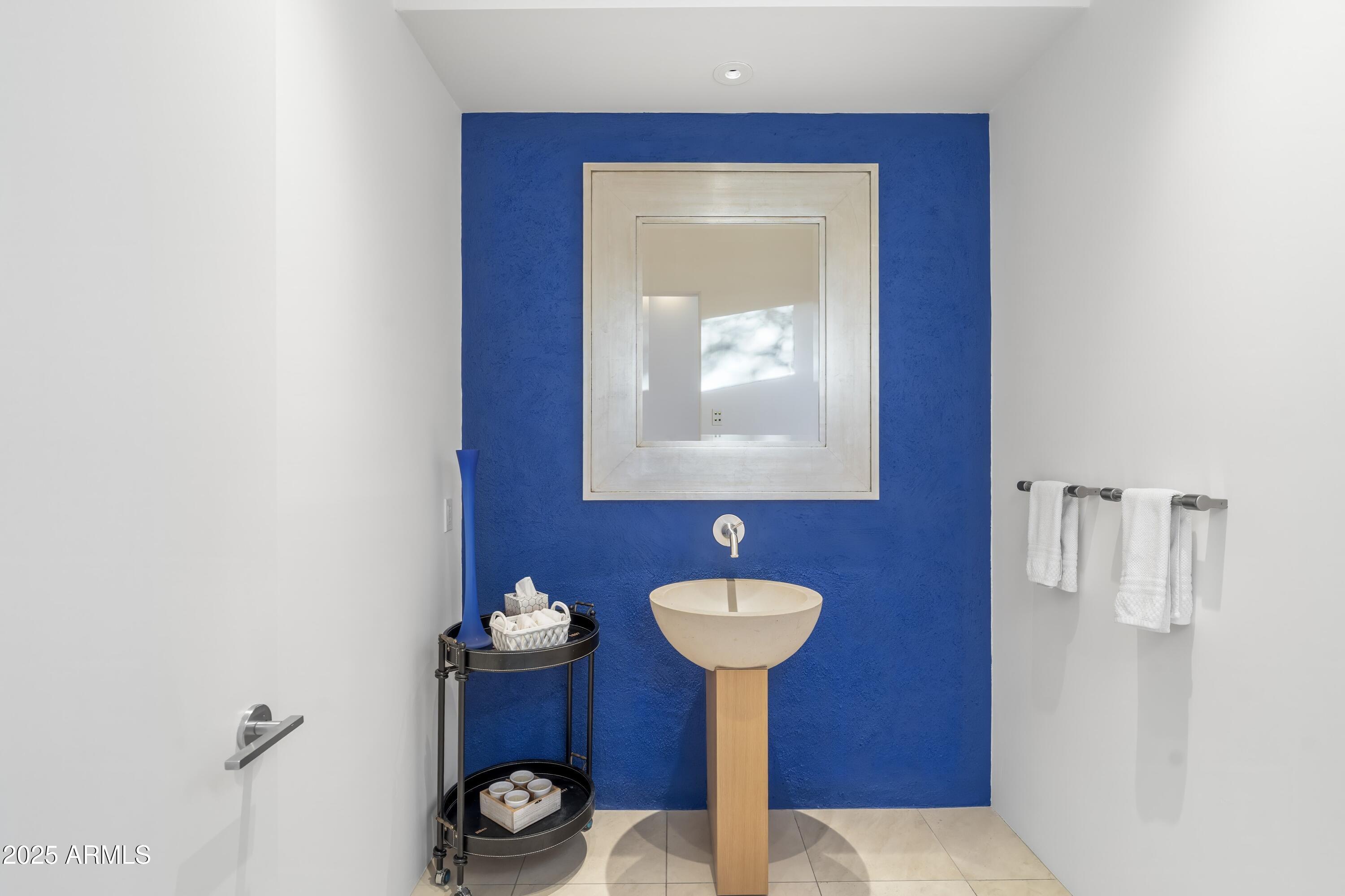 9191 E HAPPY HOLLOW Drive