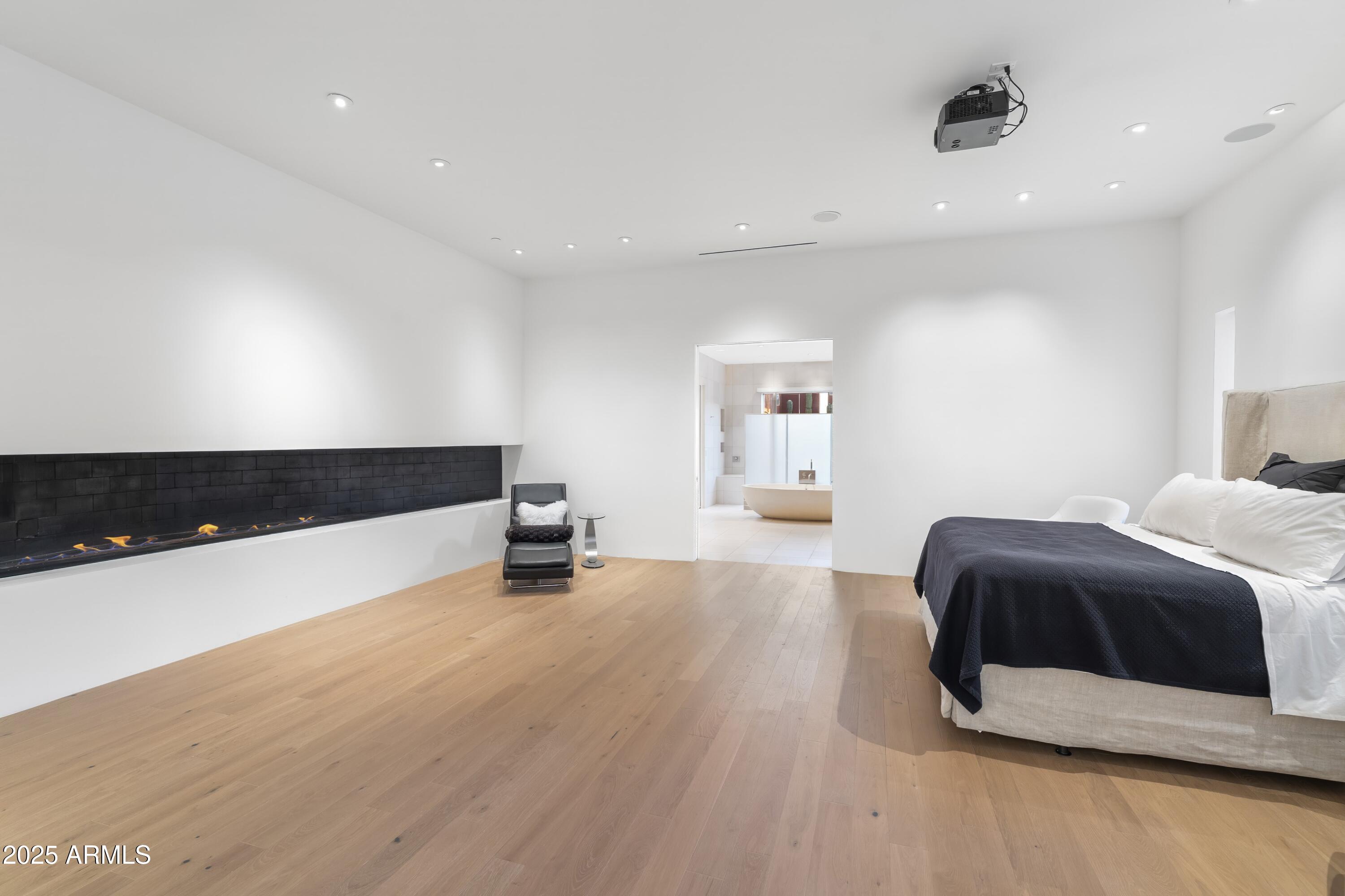 9191 E HAPPY HOLLOW Drive