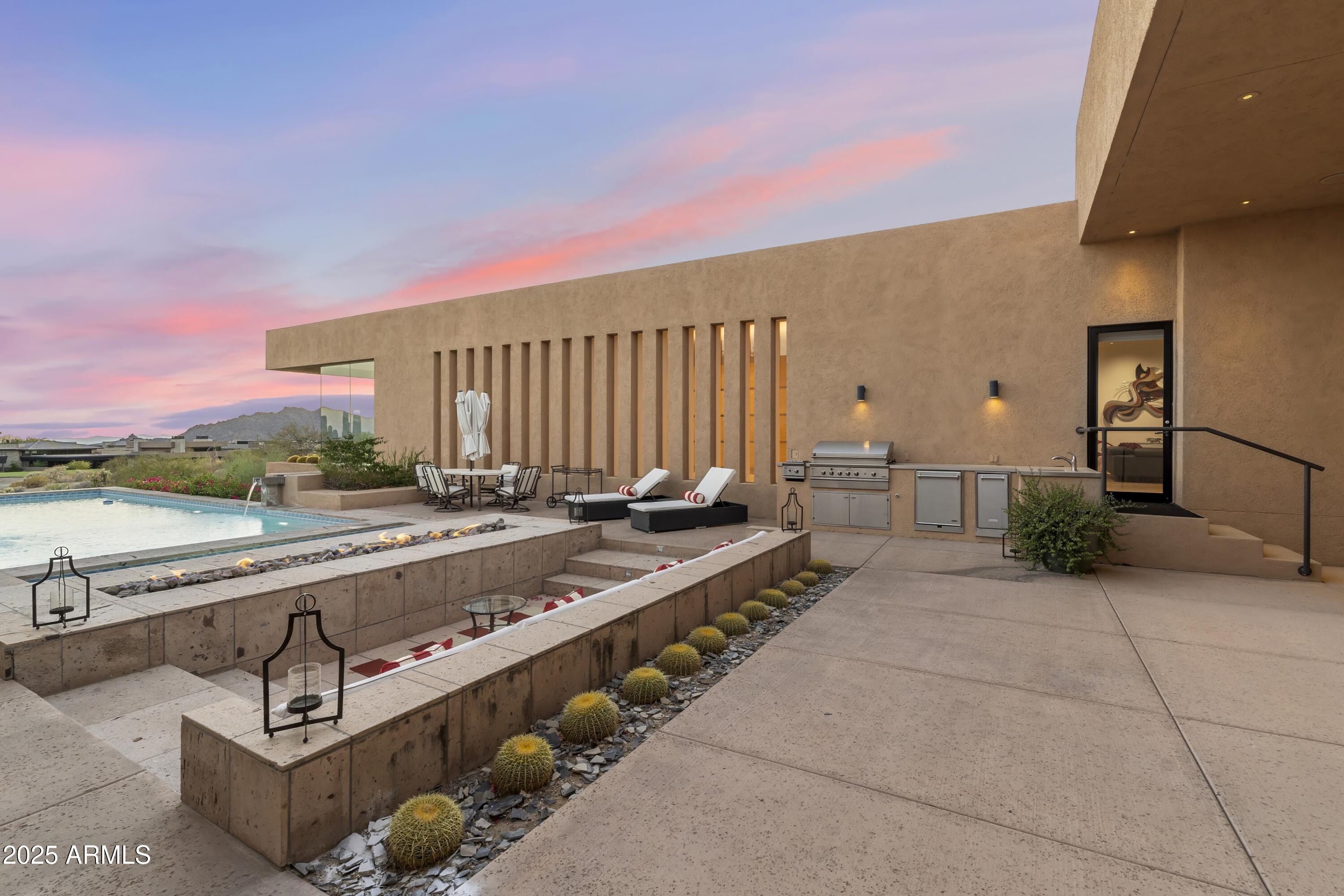 9191 E HAPPY HOLLOW Drive