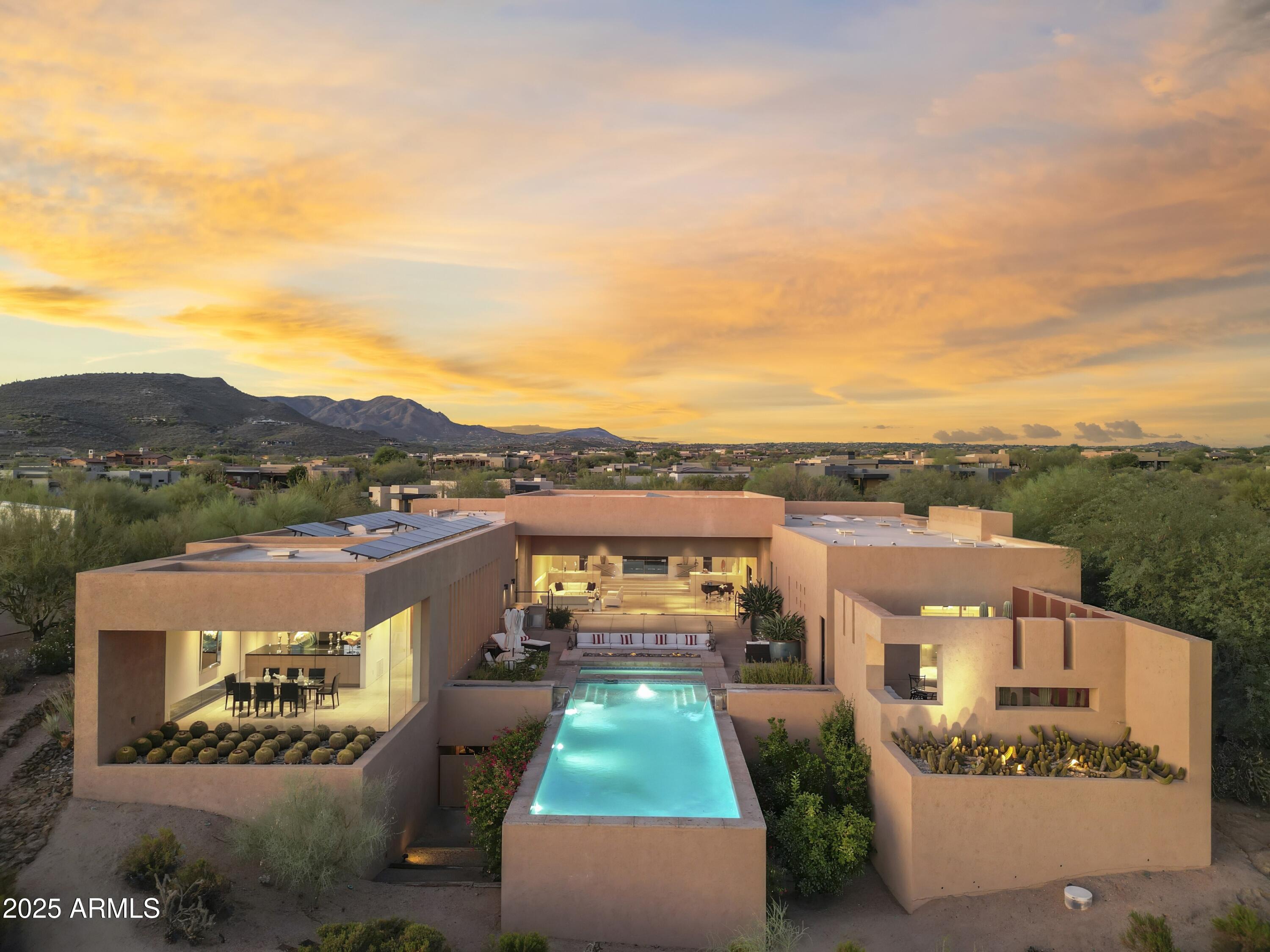 9191 E HAPPY HOLLOW Drive