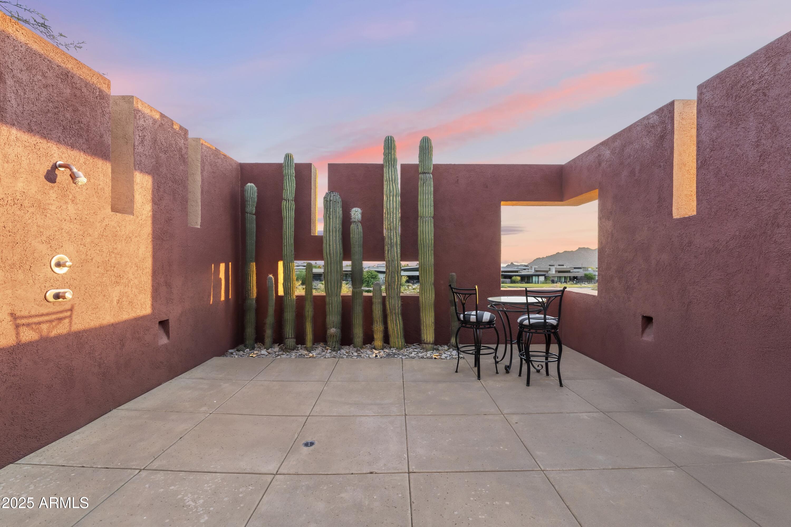 9191 E HAPPY HOLLOW Drive