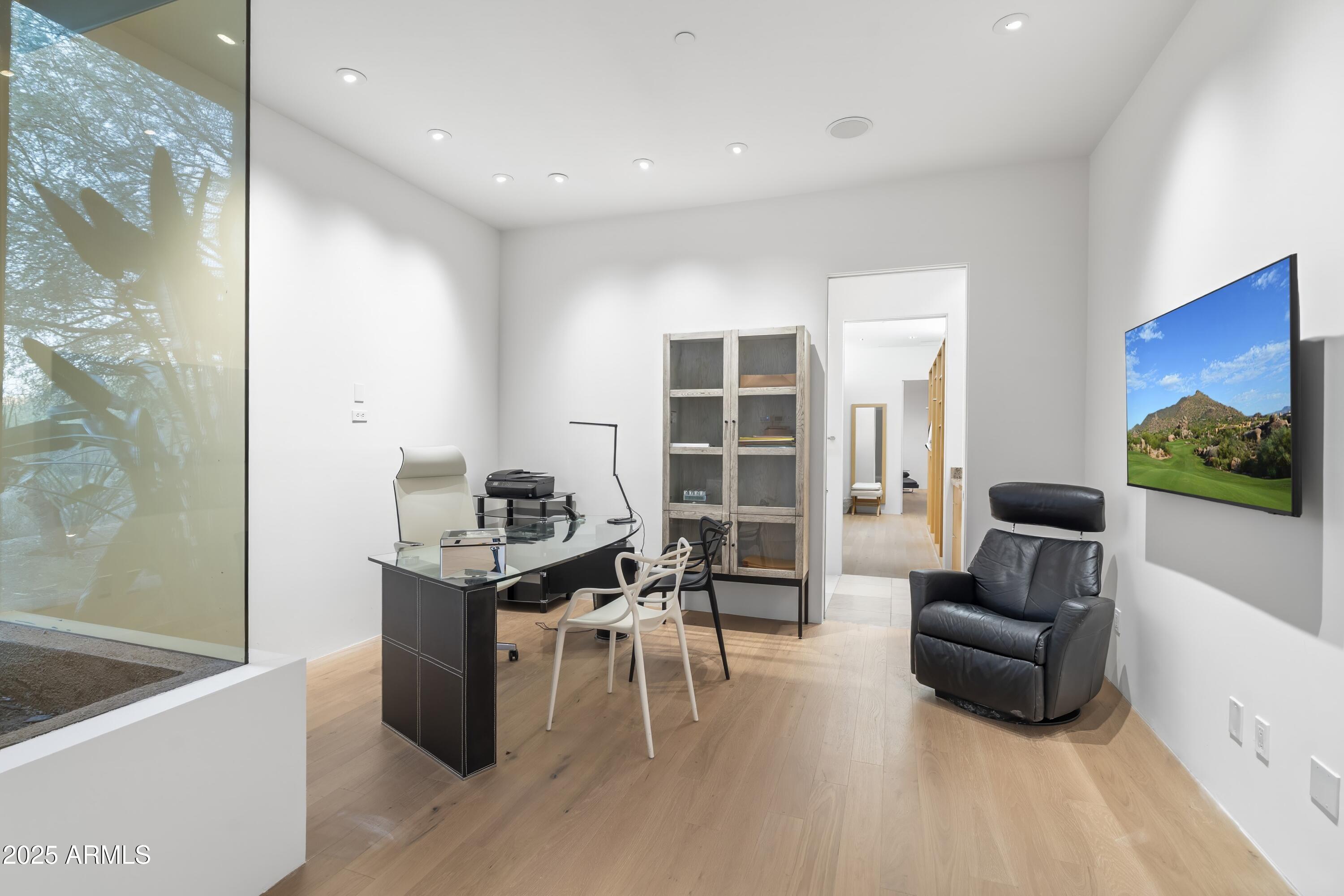 9191 E HAPPY HOLLOW Drive