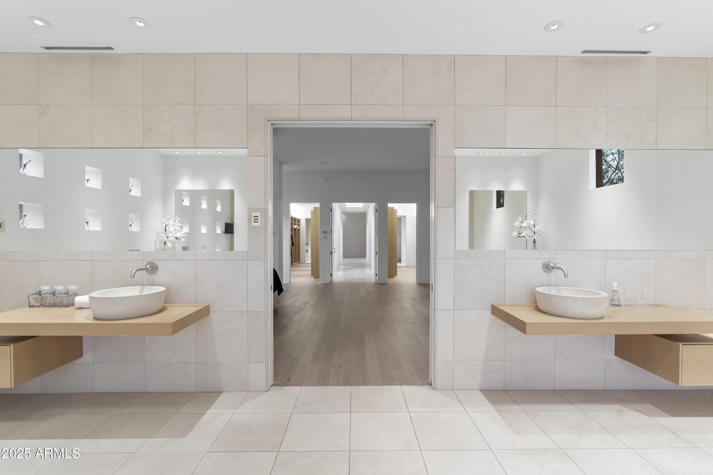 9191 E HAPPY HOLLOW Drive