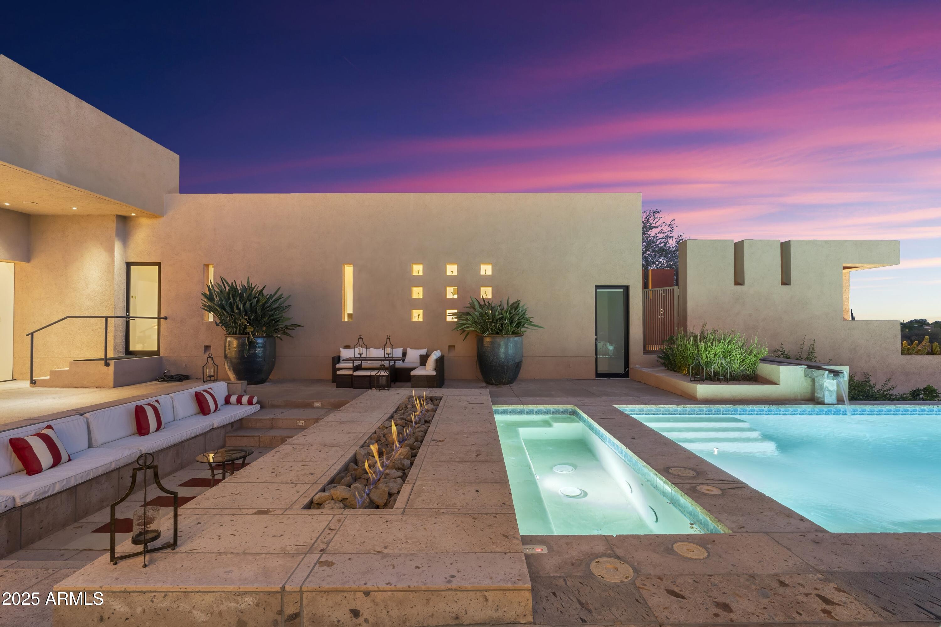 9191 E HAPPY HOLLOW Drive