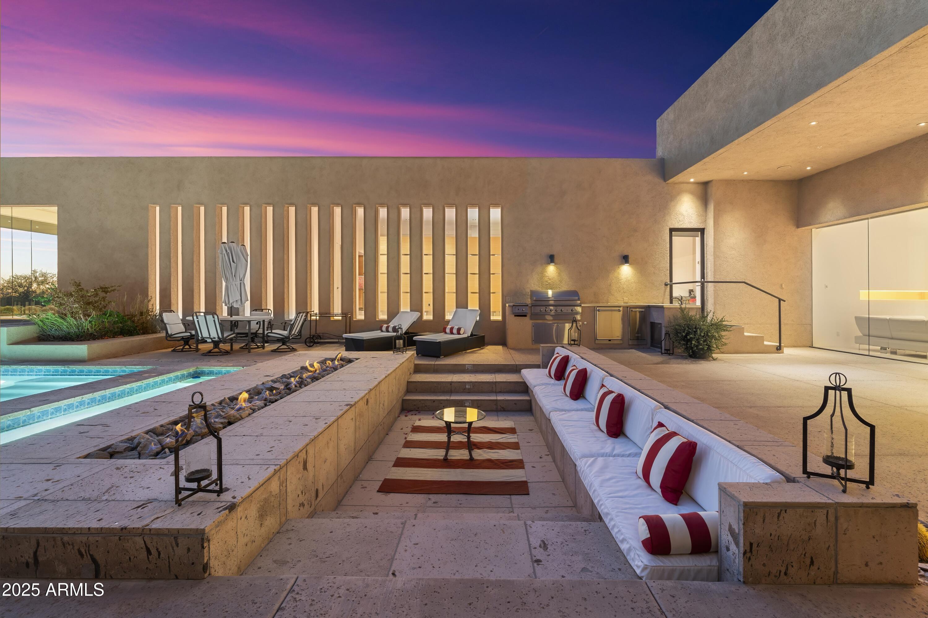 9191 E HAPPY HOLLOW Drive